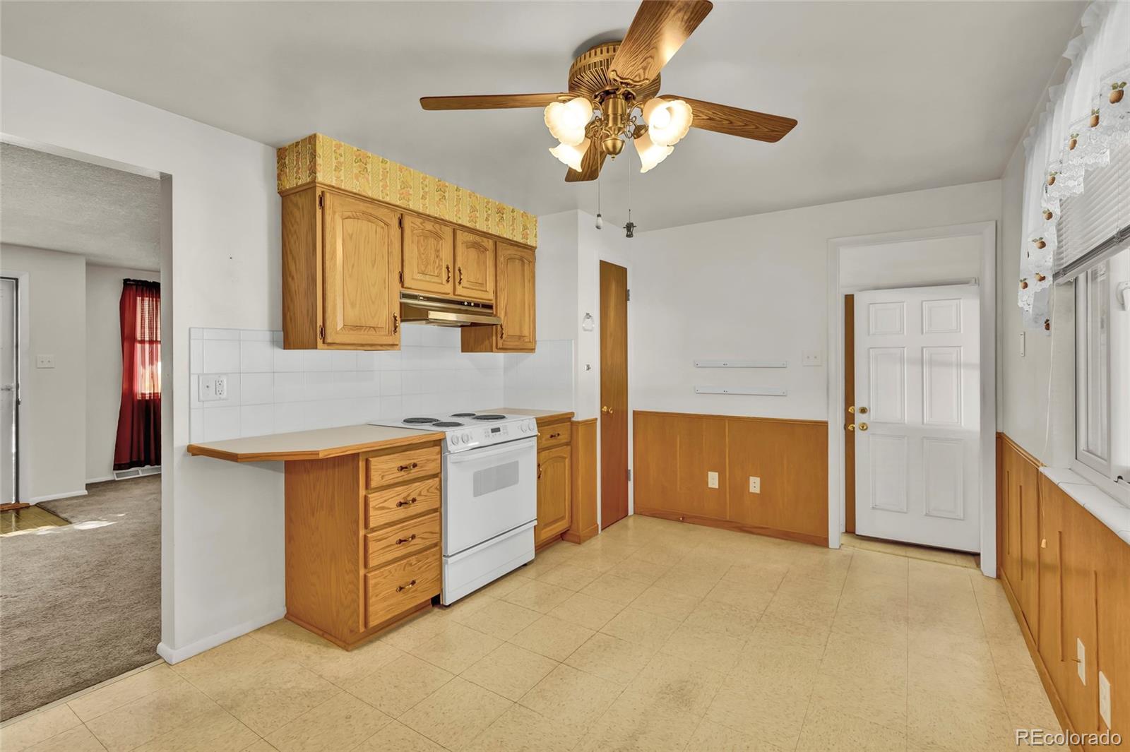 MLS Image #5 for 1138 s johnson way,lakewood, Colorado