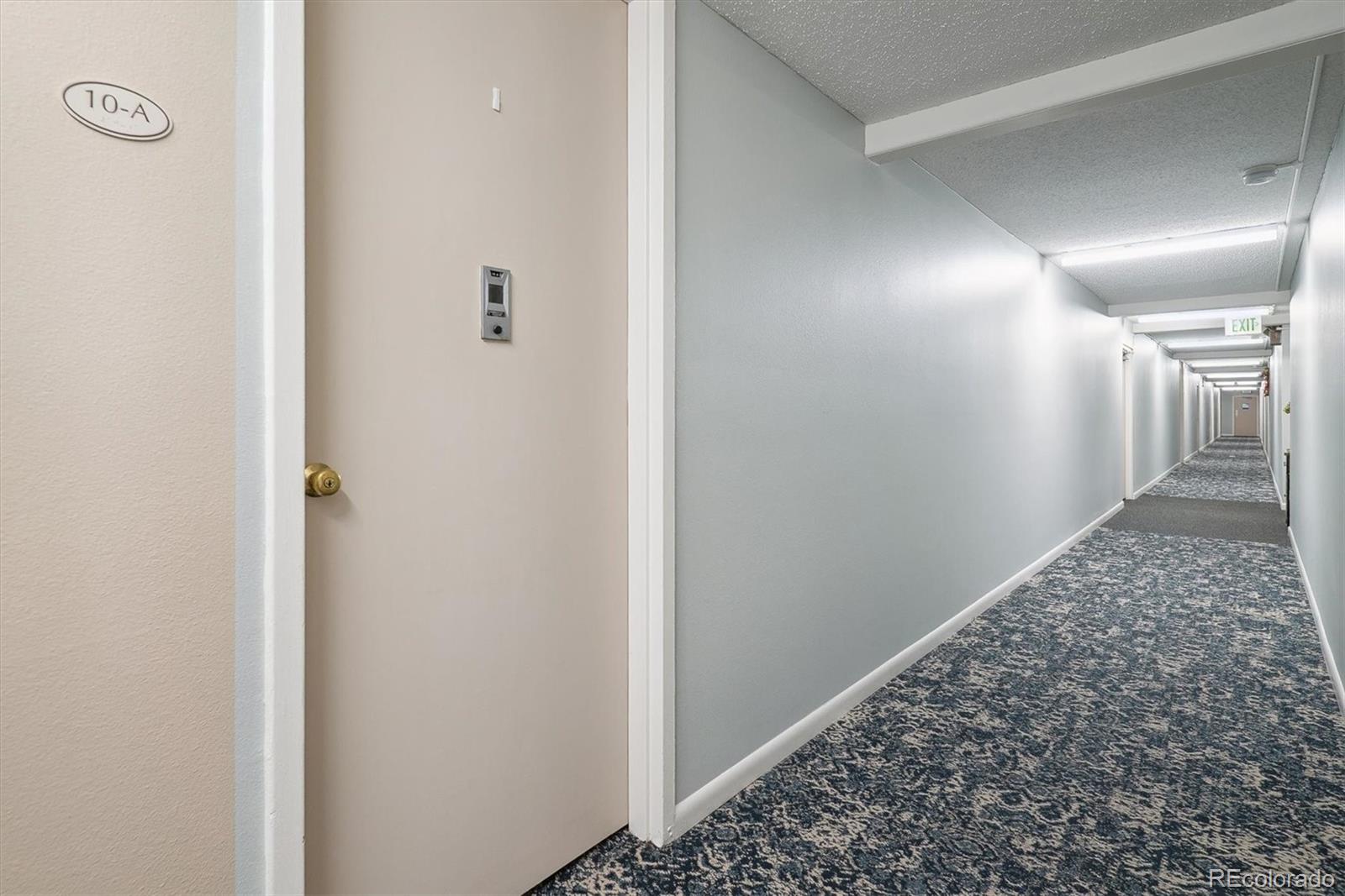 MLS Image #22 for 675 s clinton street,denver, Colorado