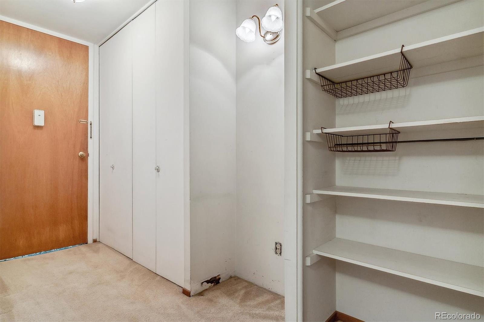 MLS Image #8 for 675 s clinton street,denver, Colorado