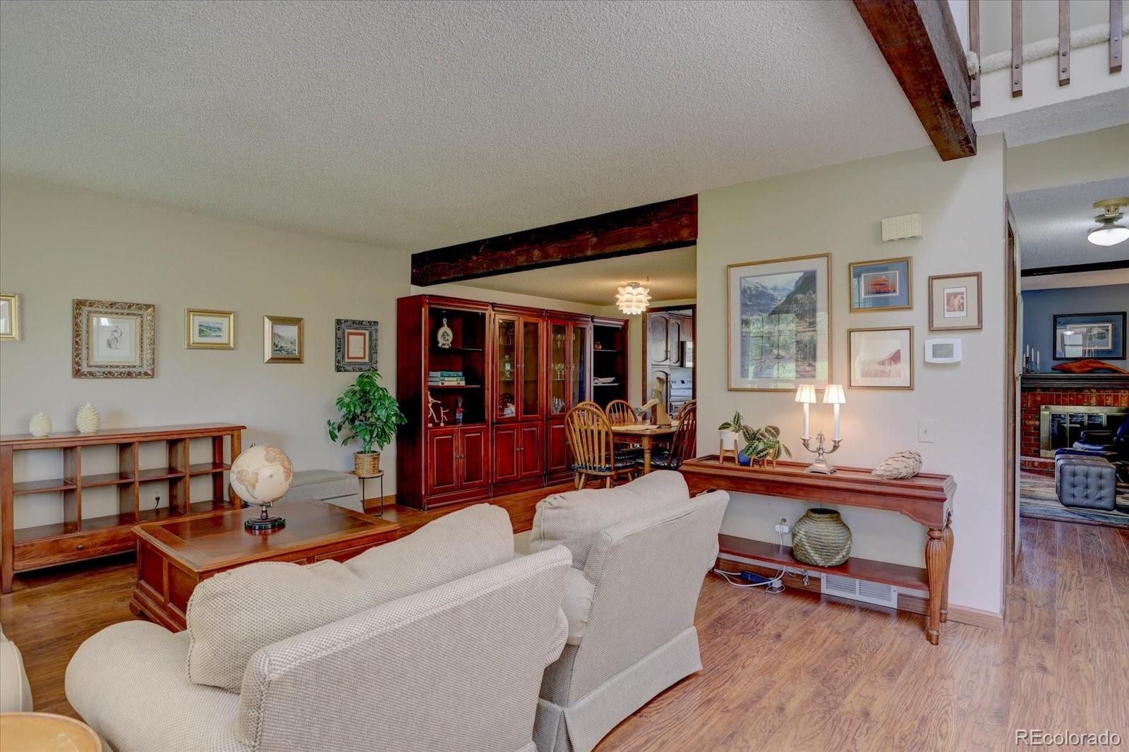 MLS Image #2 for 8165 e phillips circle,centennial, Colorado