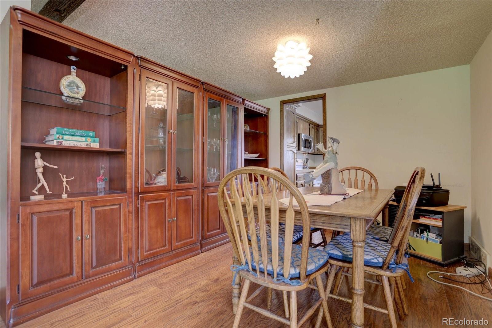 MLS Image #5 for 8165 e phillips circle,centennial, Colorado