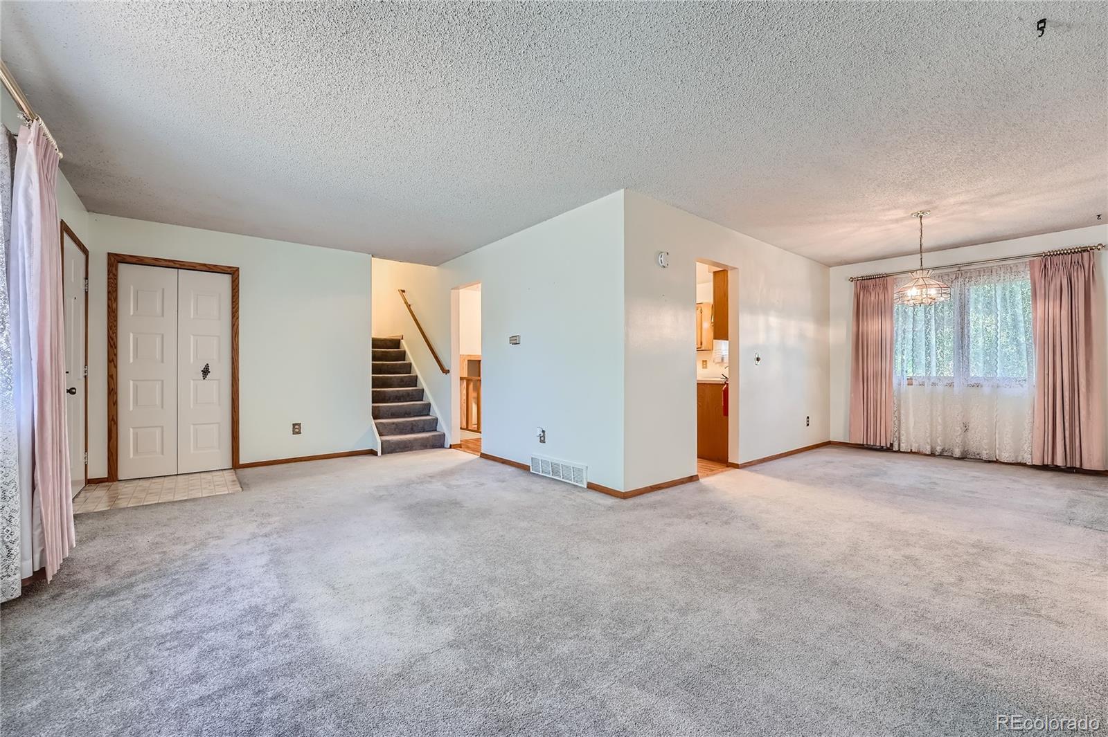 MLS Image #4 for 16440 e severn place,aurora, Colorado