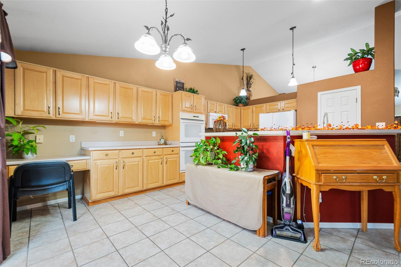 MLS Image #10 for 11313  oakland drive,henderson, Colorado