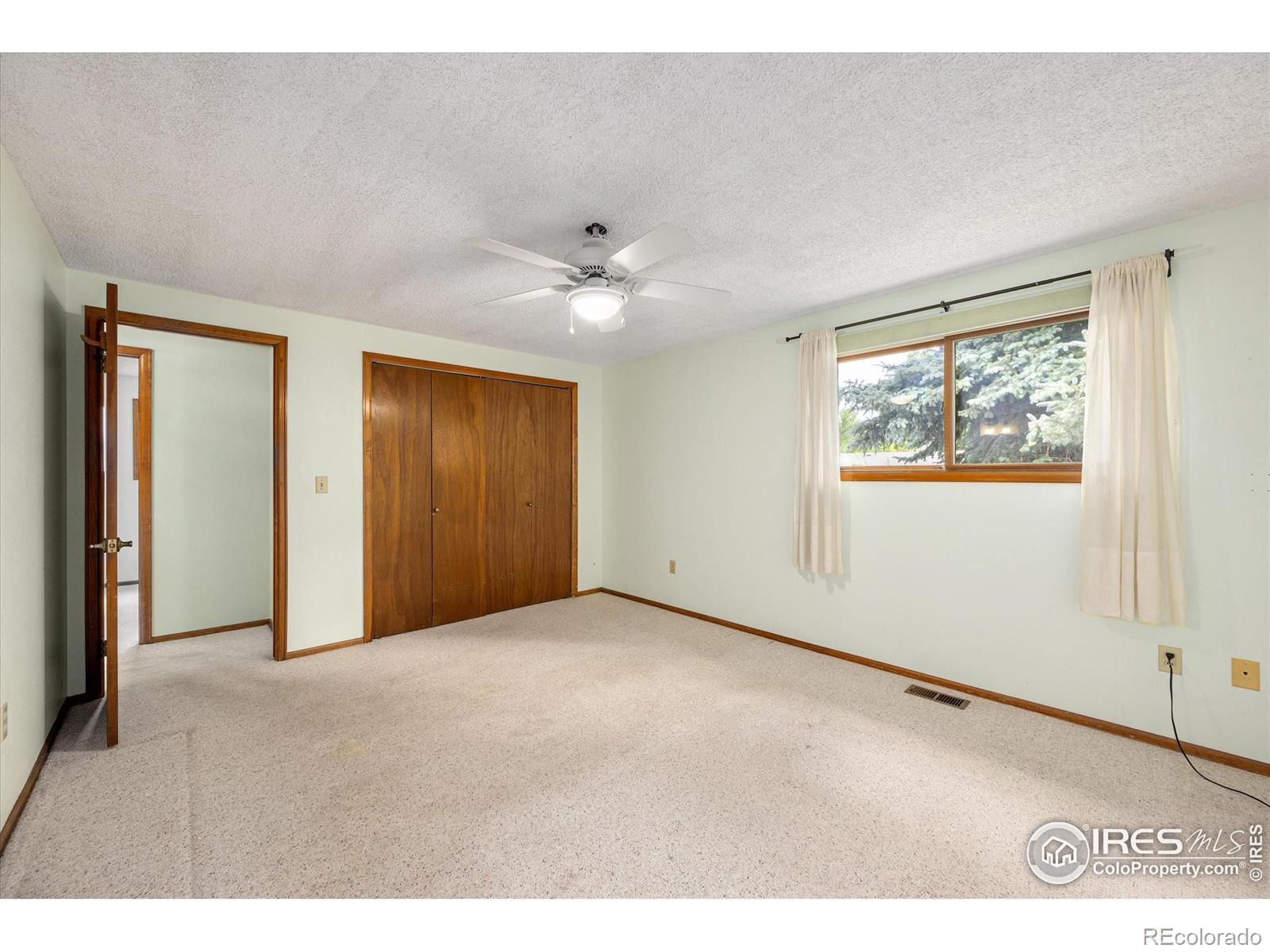 MLS Image #19 for 628 w 39th street,loveland, Colorado