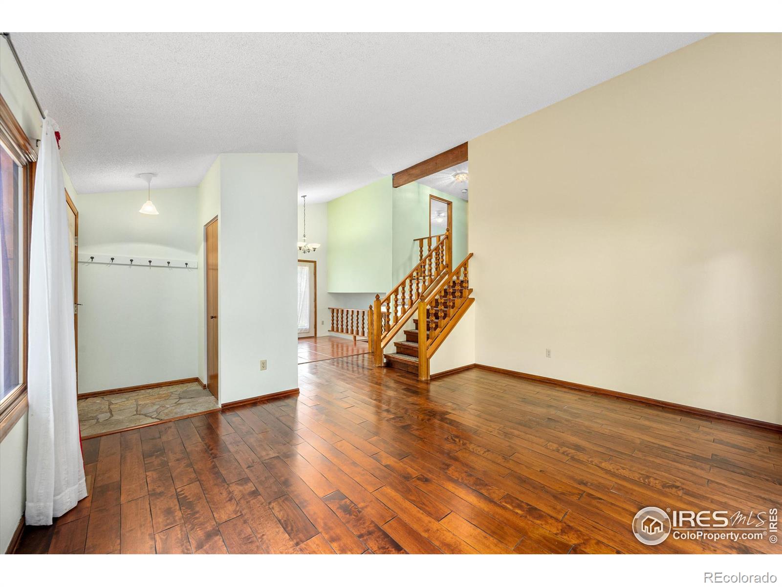 MLS Image #4 for 628 w 39th street,loveland, Colorado