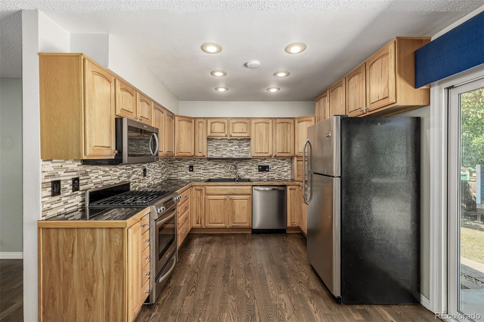 MLS Image #11 for 10425 w lambuth place,denver, Colorado