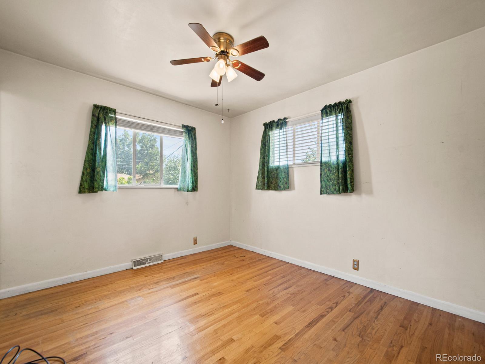 MLS Image #13 for 3082 w saratoga avenue,englewood, Colorado