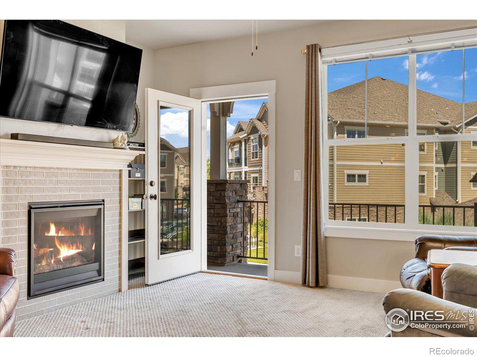 MLS Image #2 for 4622  hahns peak drive,loveland, Colorado