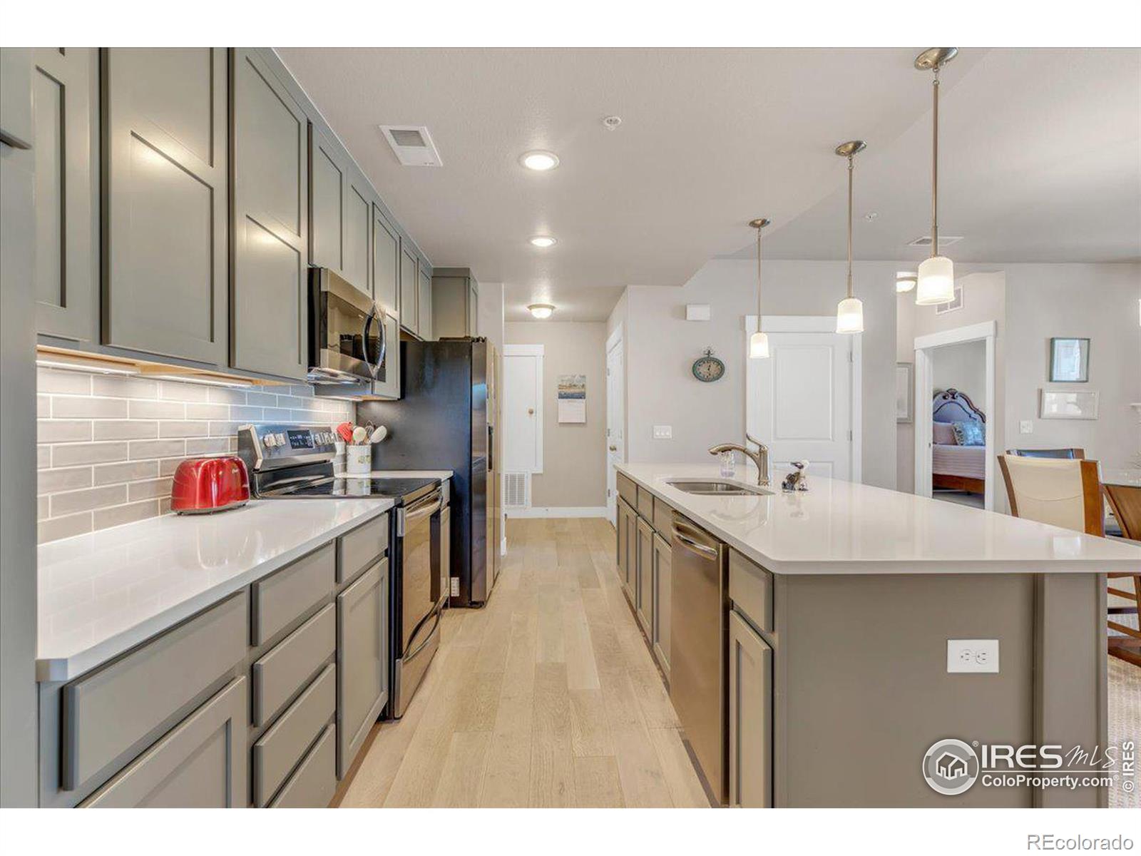 MLS Image #9 for 4622  hahns peak drive,loveland, Colorado