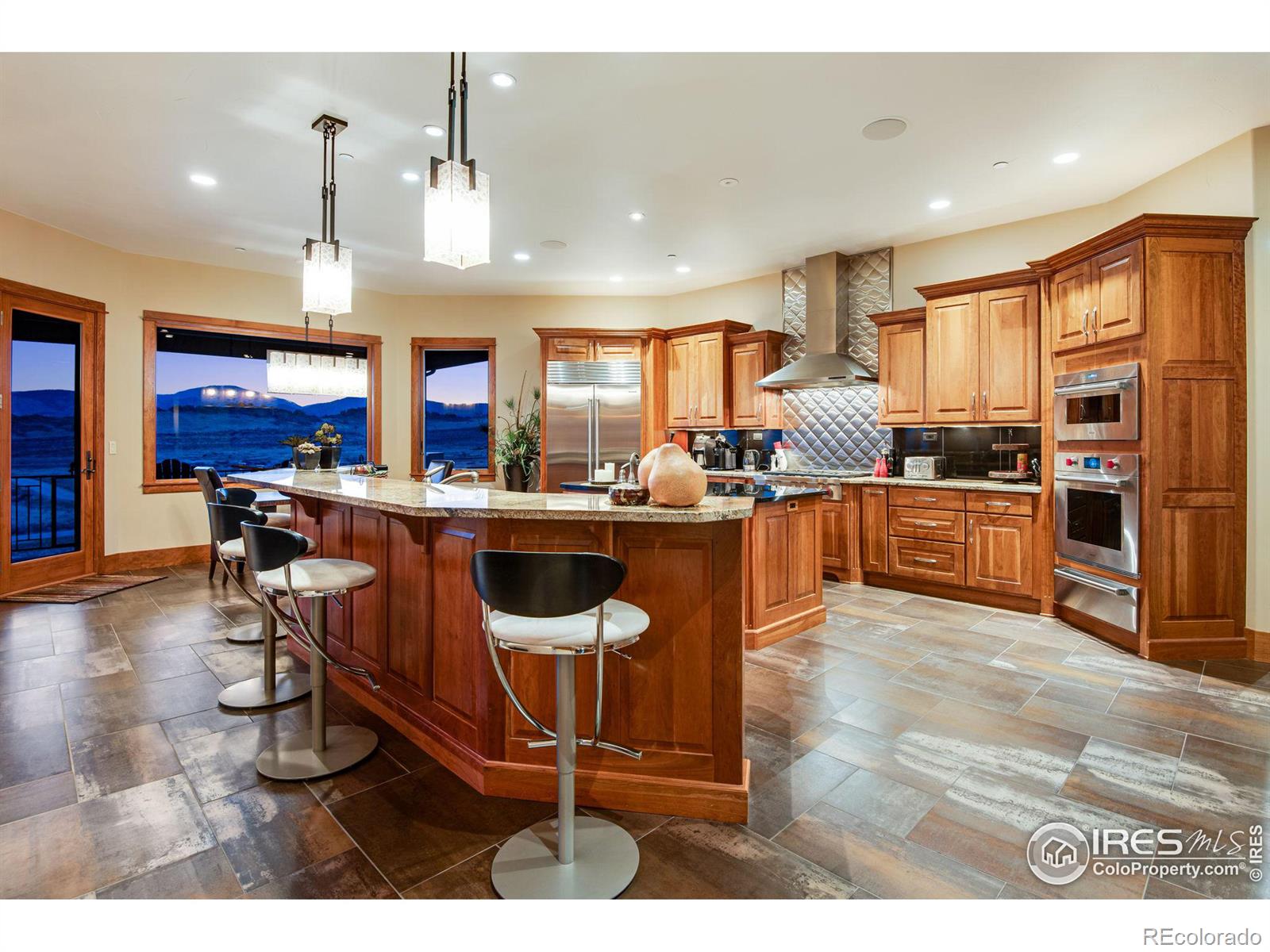 MLS Image #12 for 2276  gamble oak drive,loveland, Colorado