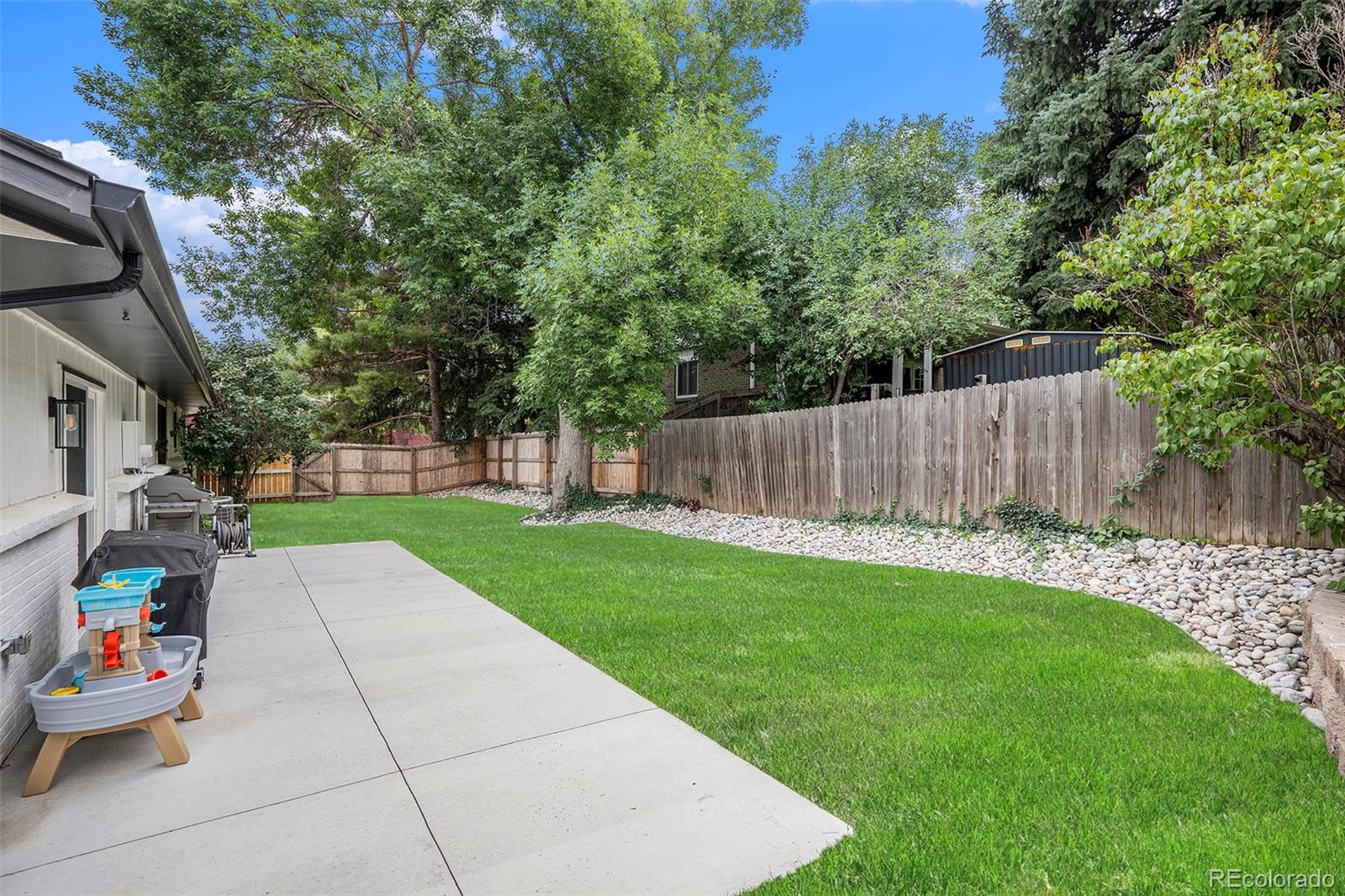 MLS Image #39 for 6380 e maplewood avenue,centennial, Colorado