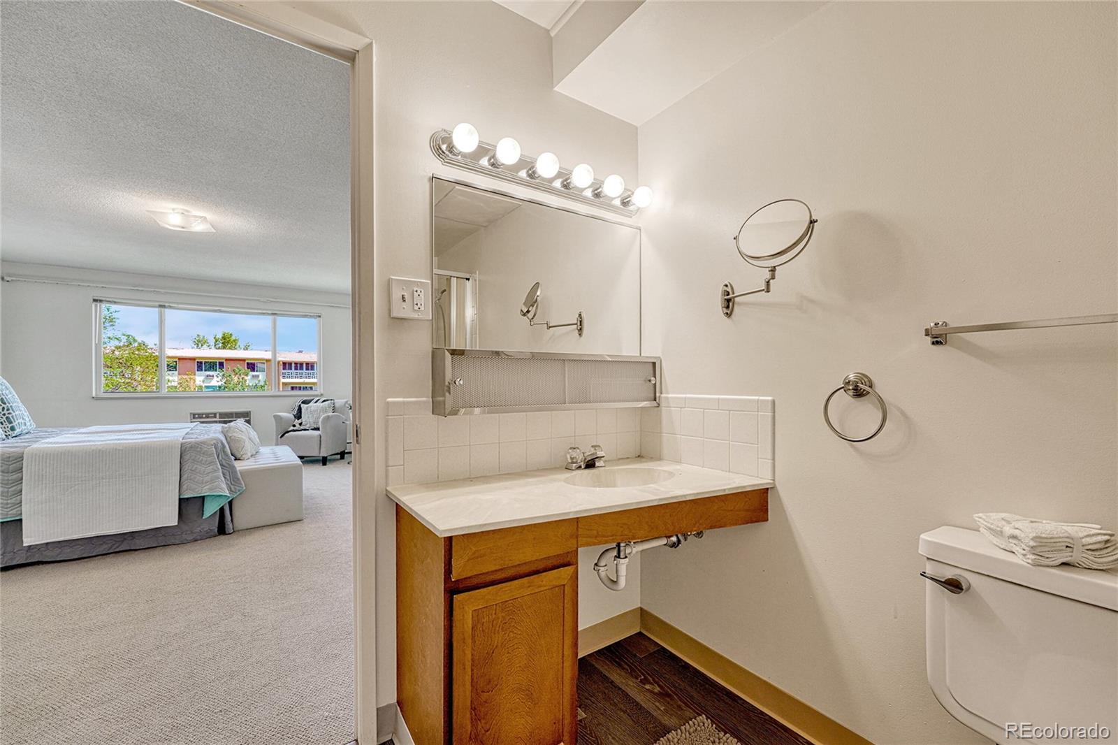 MLS Image #11 for 675 s alton way 3c,denver, Colorado