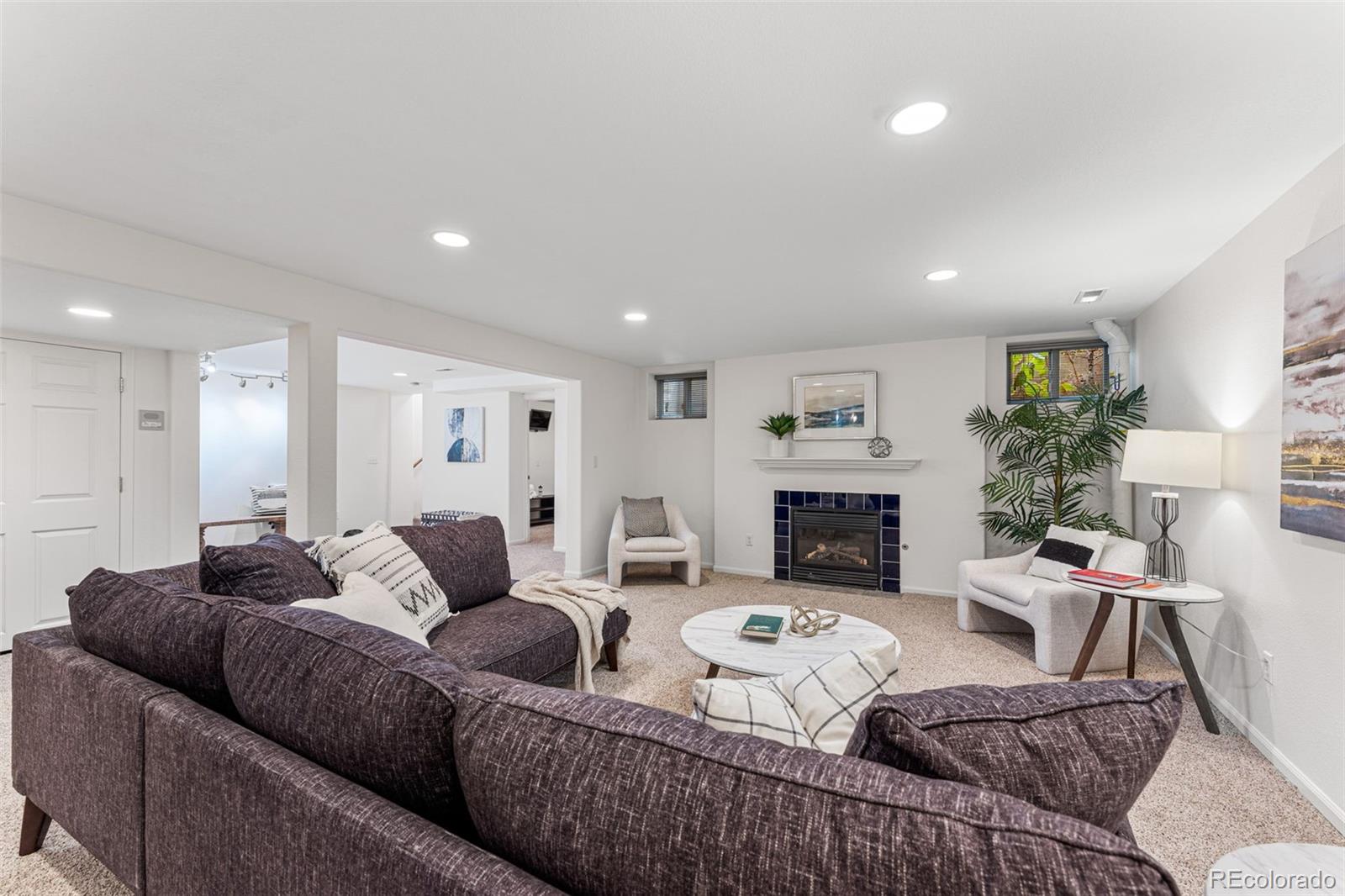 MLS Image #25 for 2801 n monaco parkway,denver, Colorado