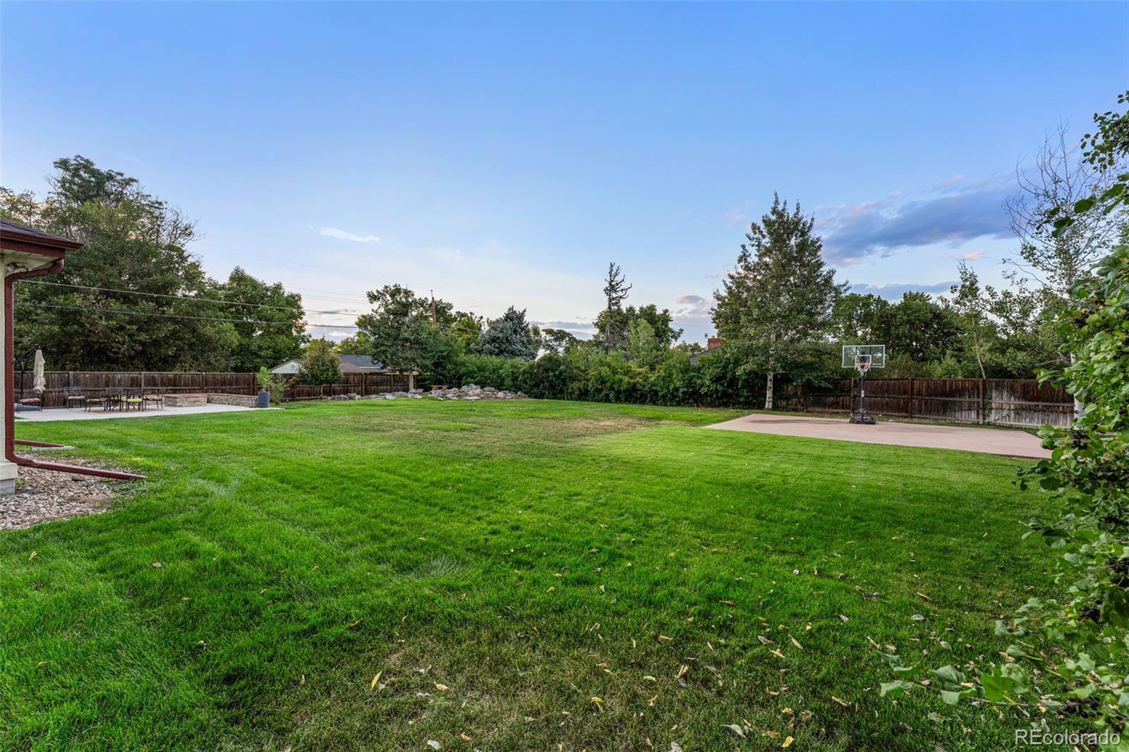 MLS Image #36 for 2801 n monaco parkway,denver, Colorado