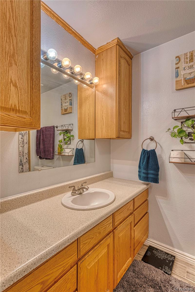 MLS Image #18 for 7947  york street,denver, Colorado