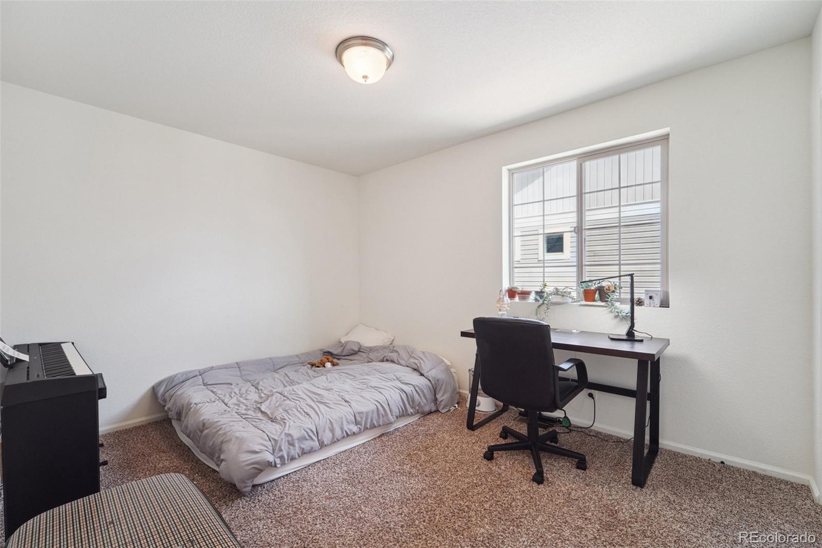 MLS Image #15 for 18261 e 52nd place,denver, Colorado