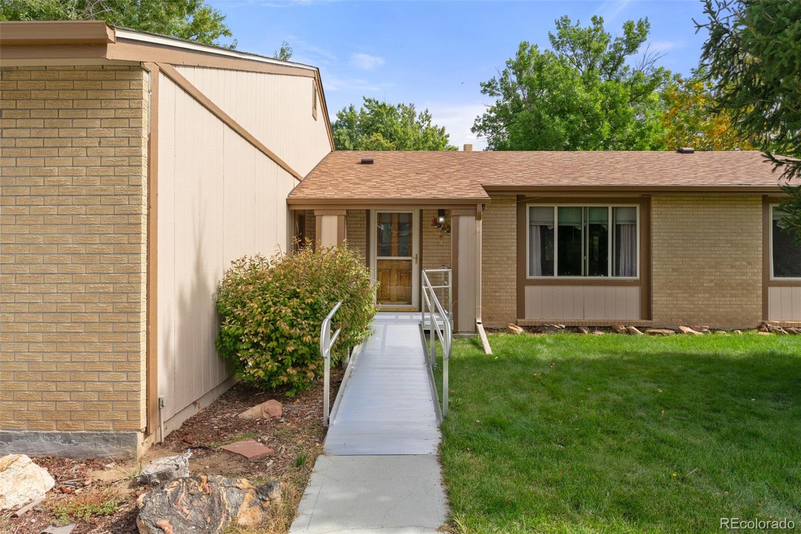 MLS Image #3 for 4542 s joplin street,aurora, Colorado