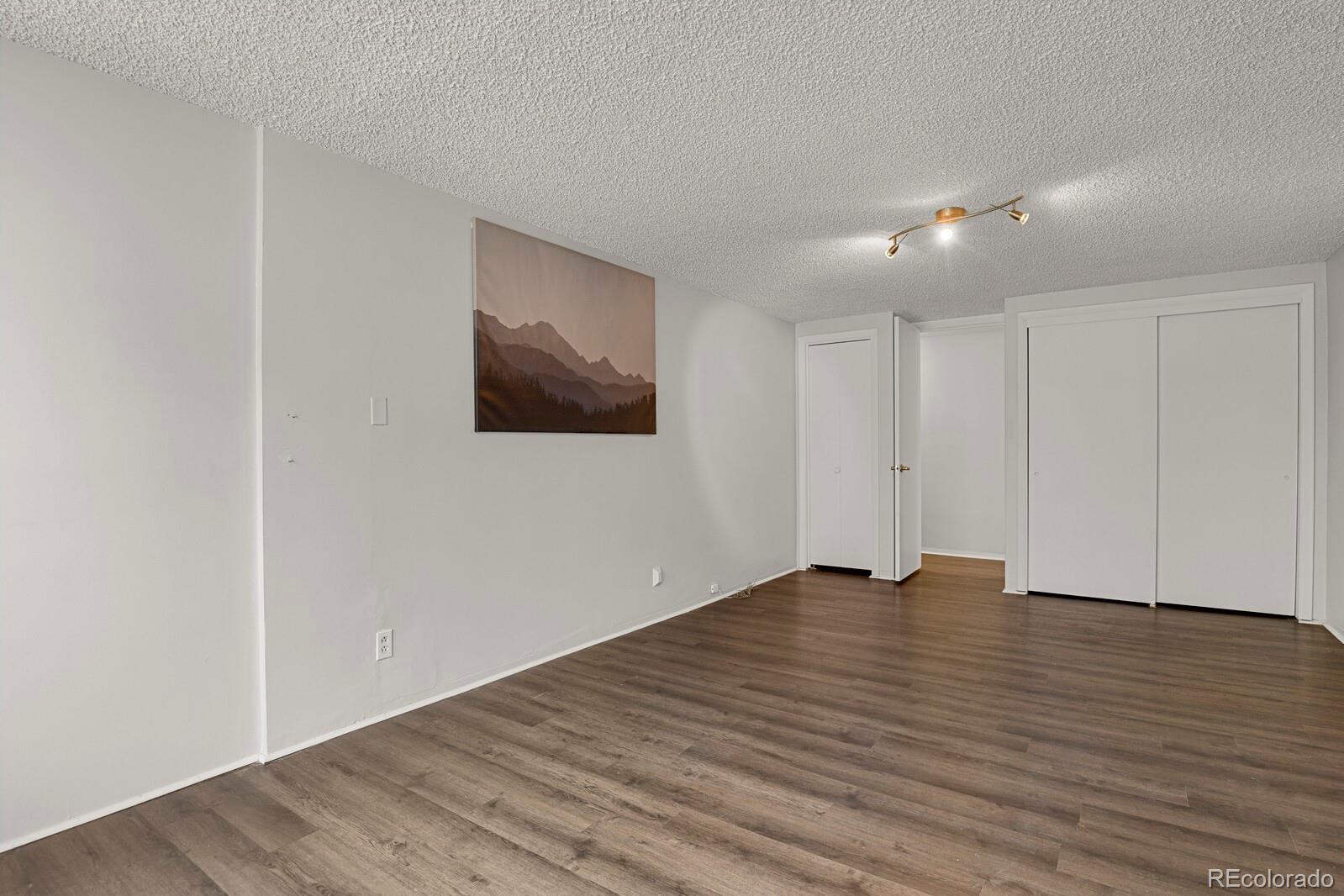 MLS Image #14 for 1155 n ash street,denver, Colorado