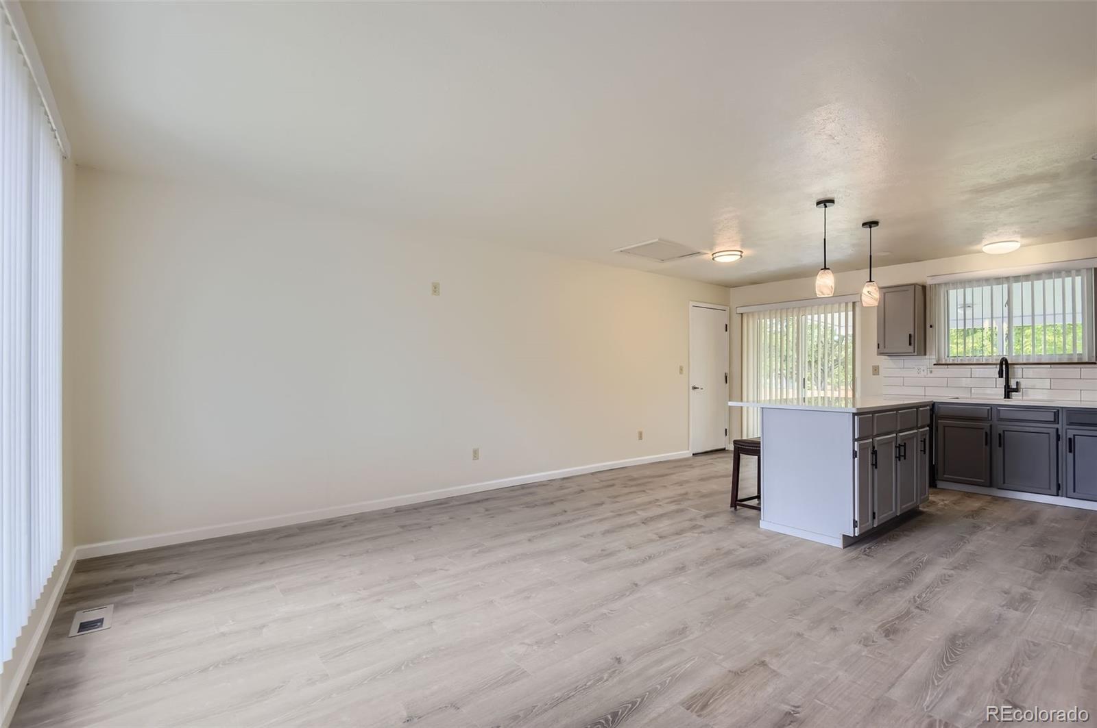 MLS Image #2 for 8867 w nichols avenue,littleton, Colorado