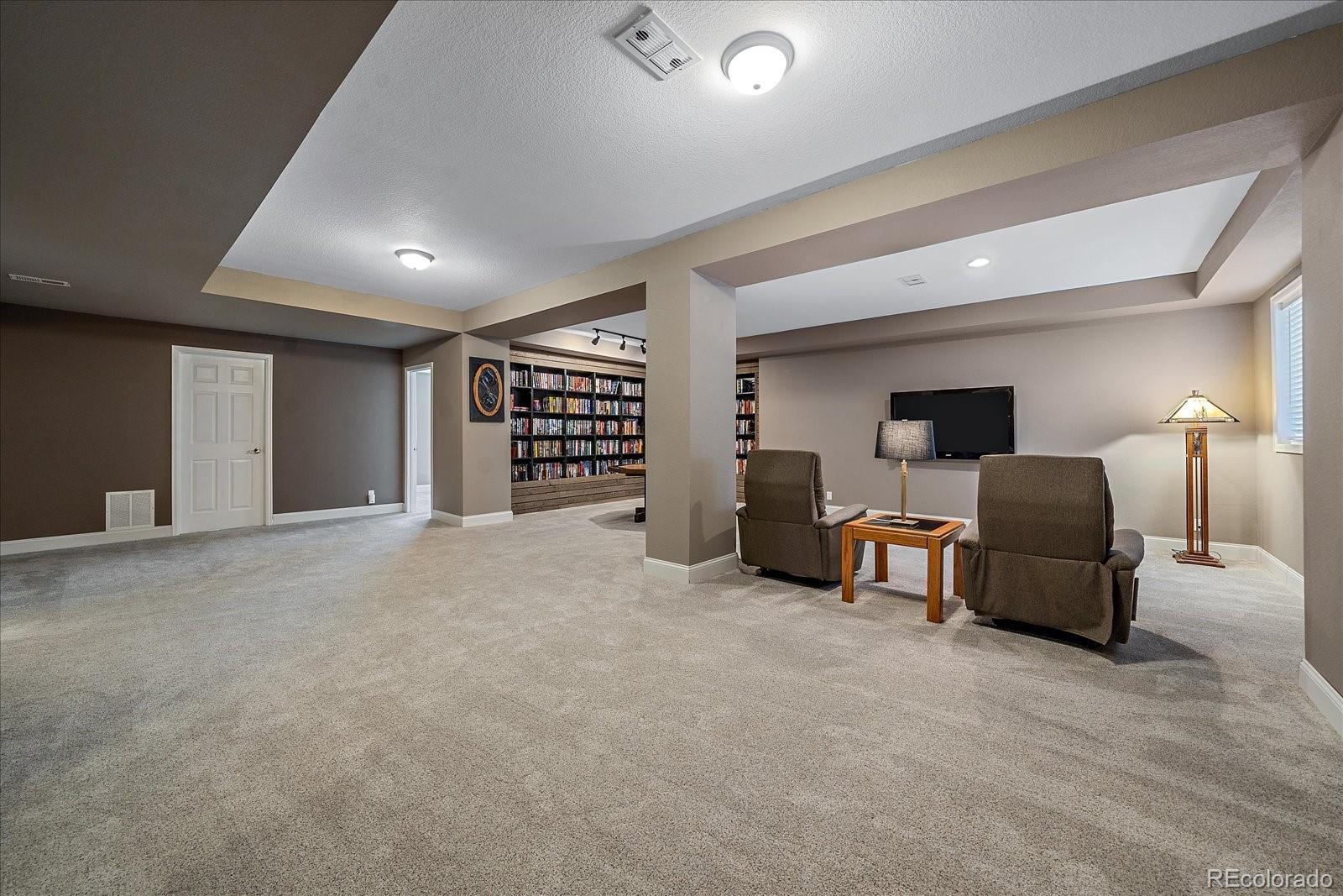 MLS Image #21 for 3313  discovery court,broomfield, Colorado