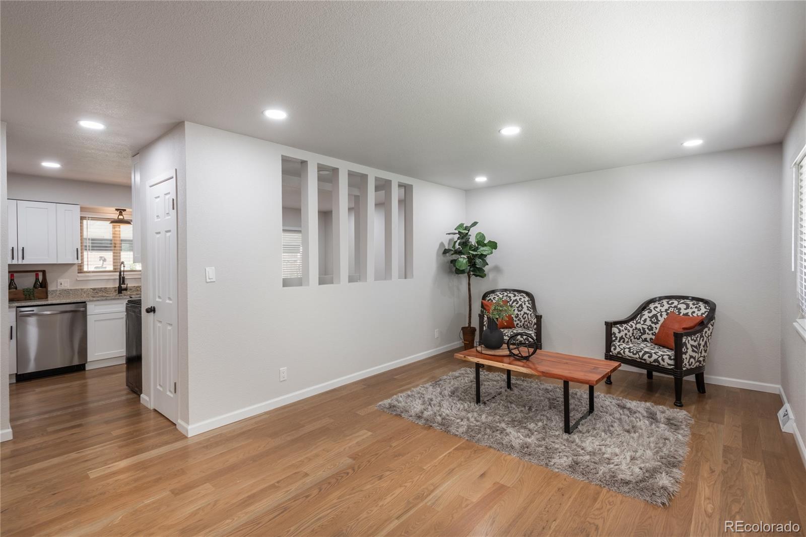 MLS Image #4 for 7629  sherman place,denver, Colorado