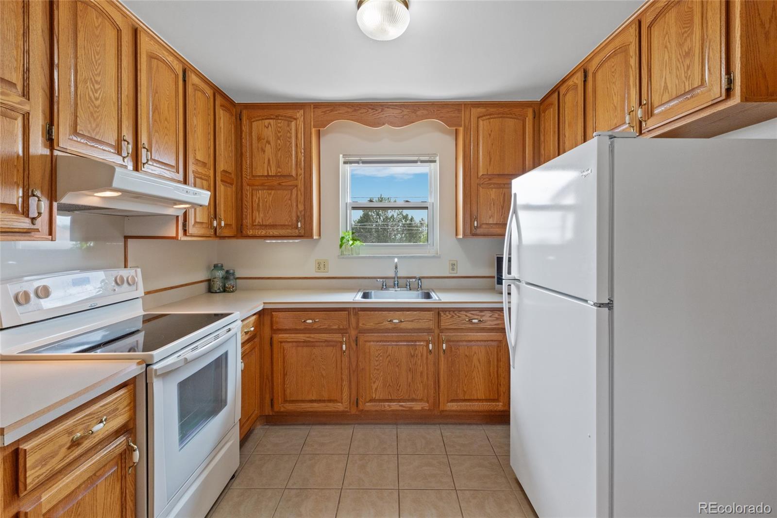 MLS Image #9 for 522  melody drive,northglenn, Colorado