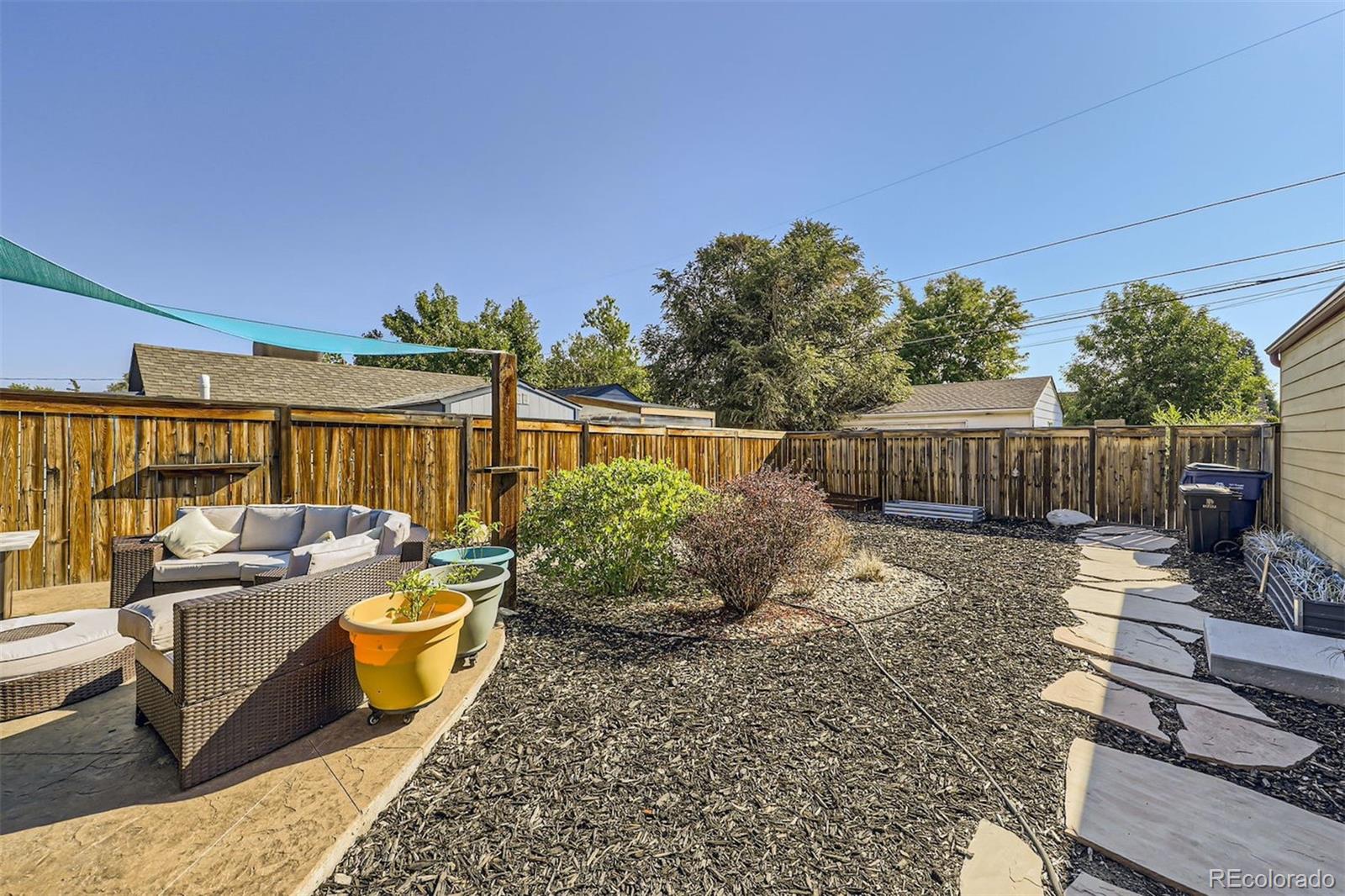 MLS Image #20 for 890 s eliot street,denver, Colorado