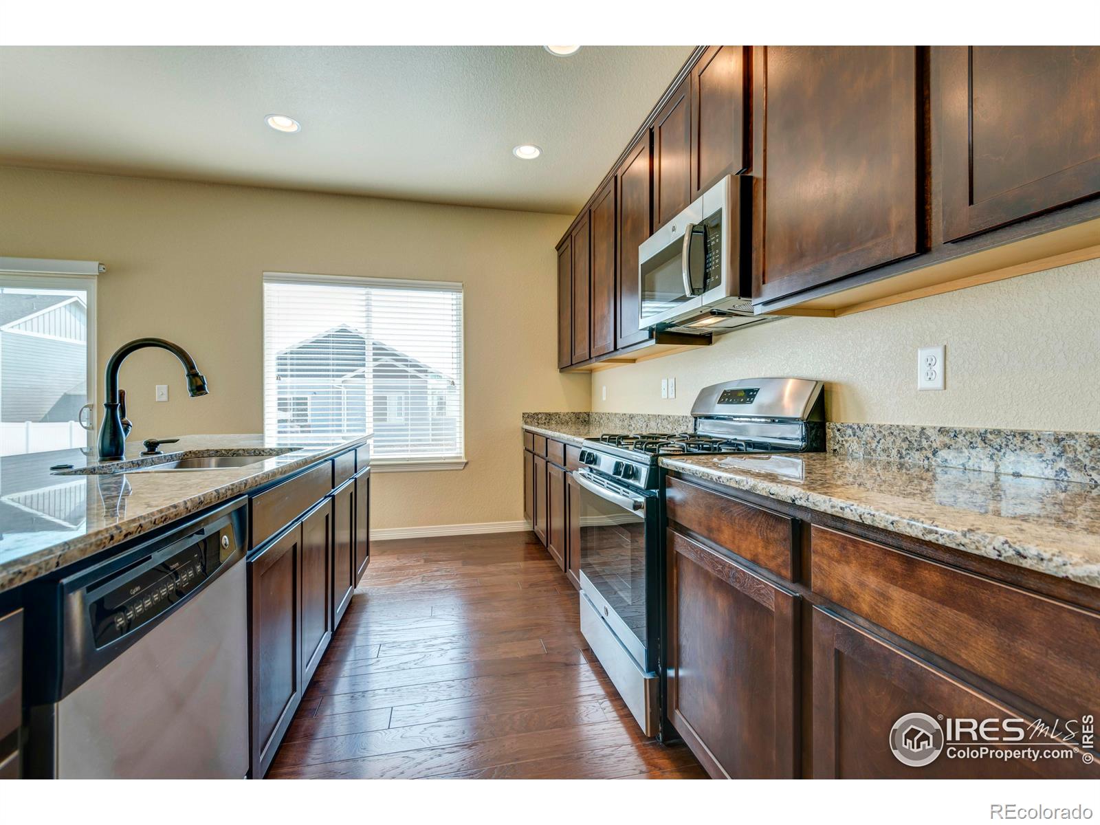 MLS Image #3 for 2422  tabor street,berthoud, Colorado