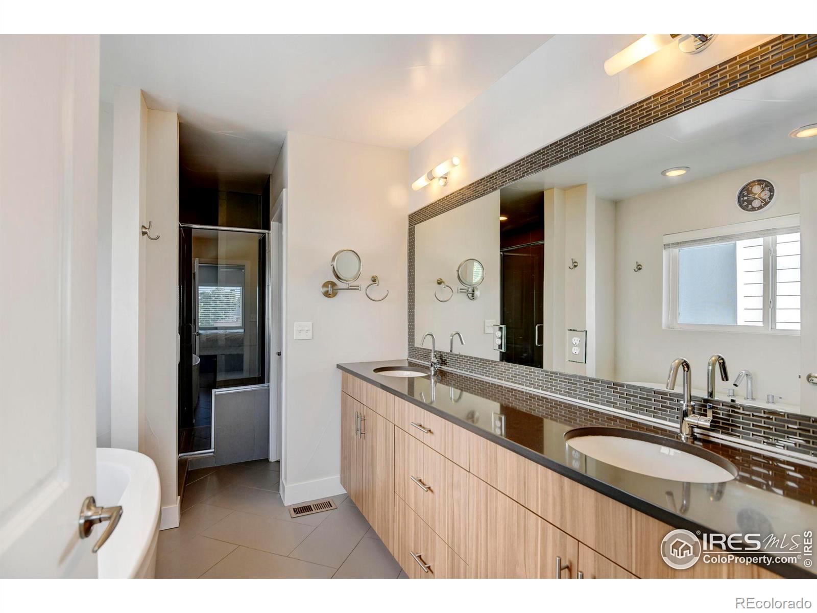 MLS Image #21 for 2703 w 25th avenue,denver, Colorado