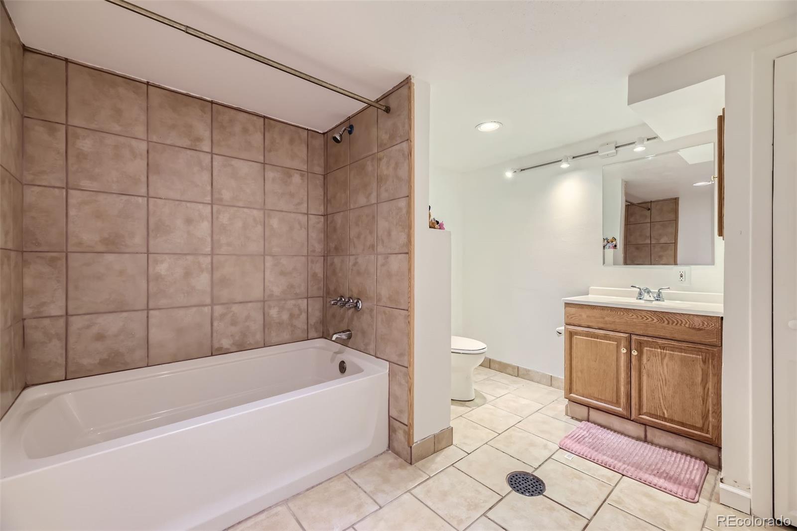 MLS Image #24 for 3451 s ammons street,lakewood, Colorado