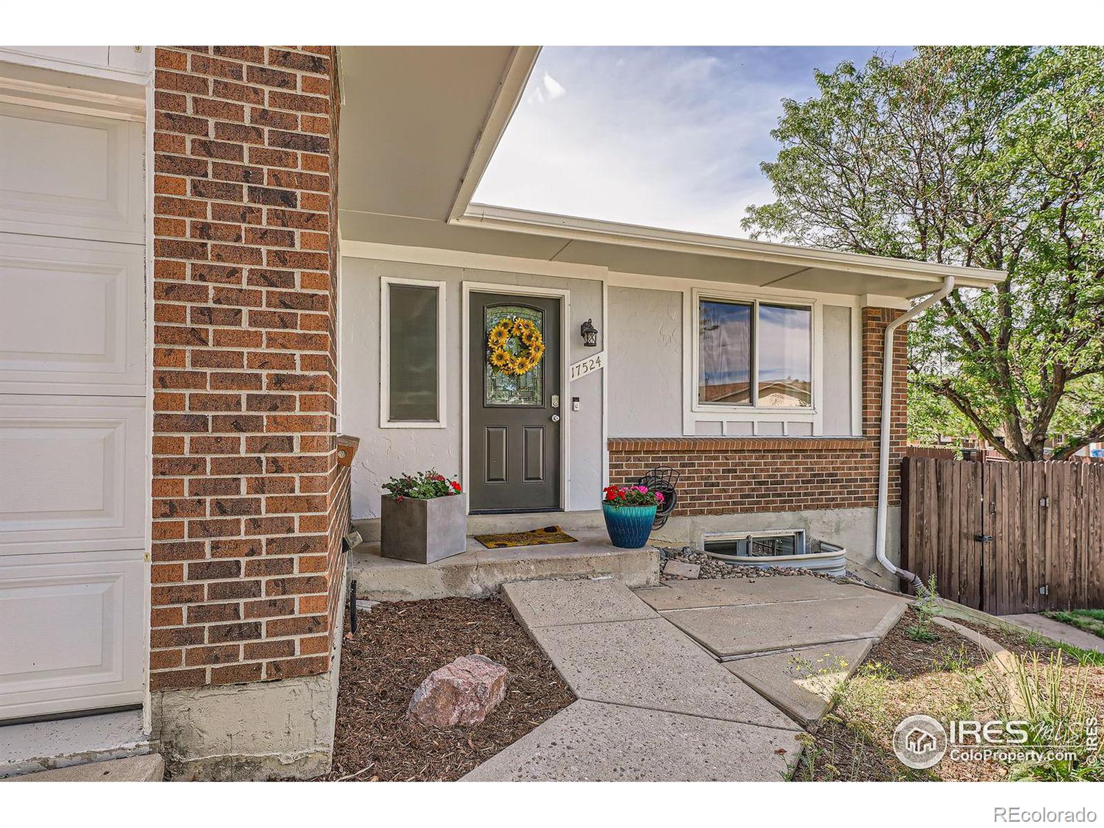 MLS Image #2 for 17524 e lasalle drive,aurora, Colorado