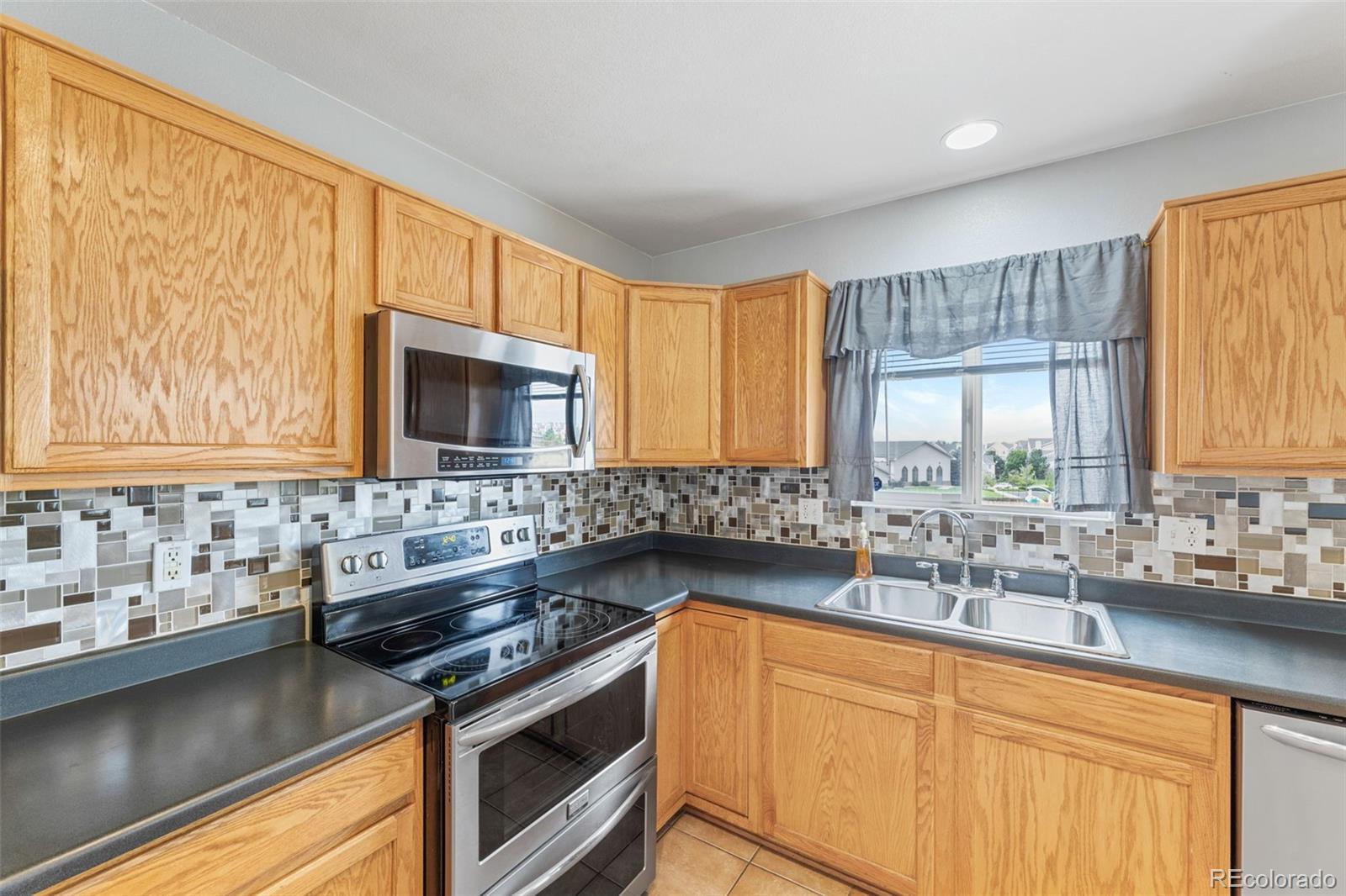 MLS Image #9 for 18871 e dickenson drive,aurora, Colorado