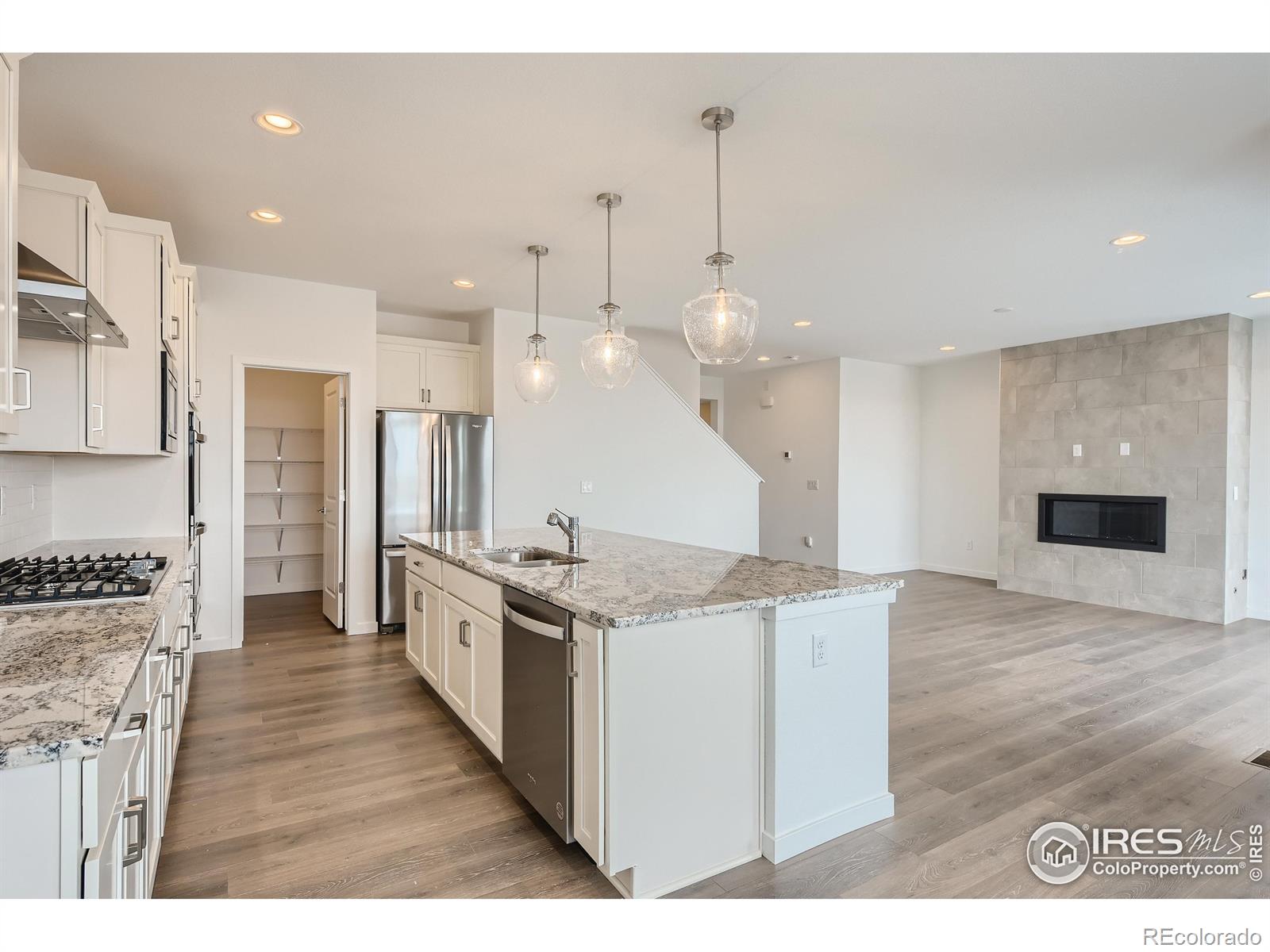 MLS Image #2 for 2973  south flat circle,longmont, Colorado