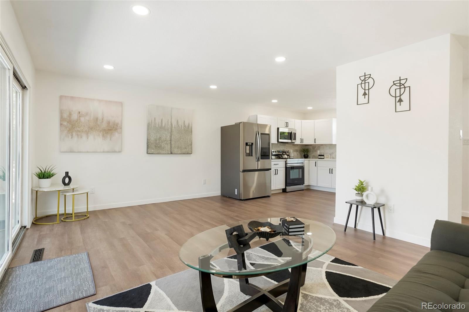 MLS Image #10 for 7421  granada road,denver, Colorado