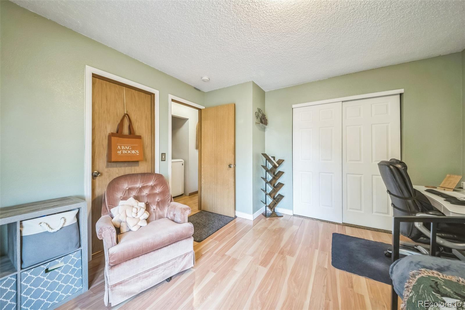 MLS Image #19 for 4692  duluth court,denver, Colorado