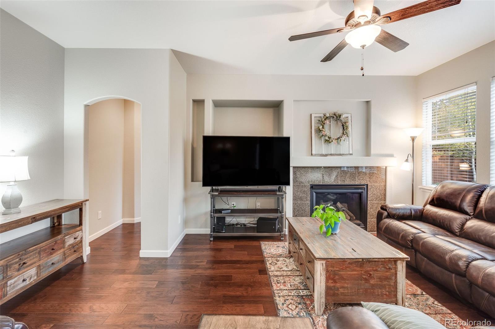 MLS Image #12 for 25058 e canal place,aurora, Colorado