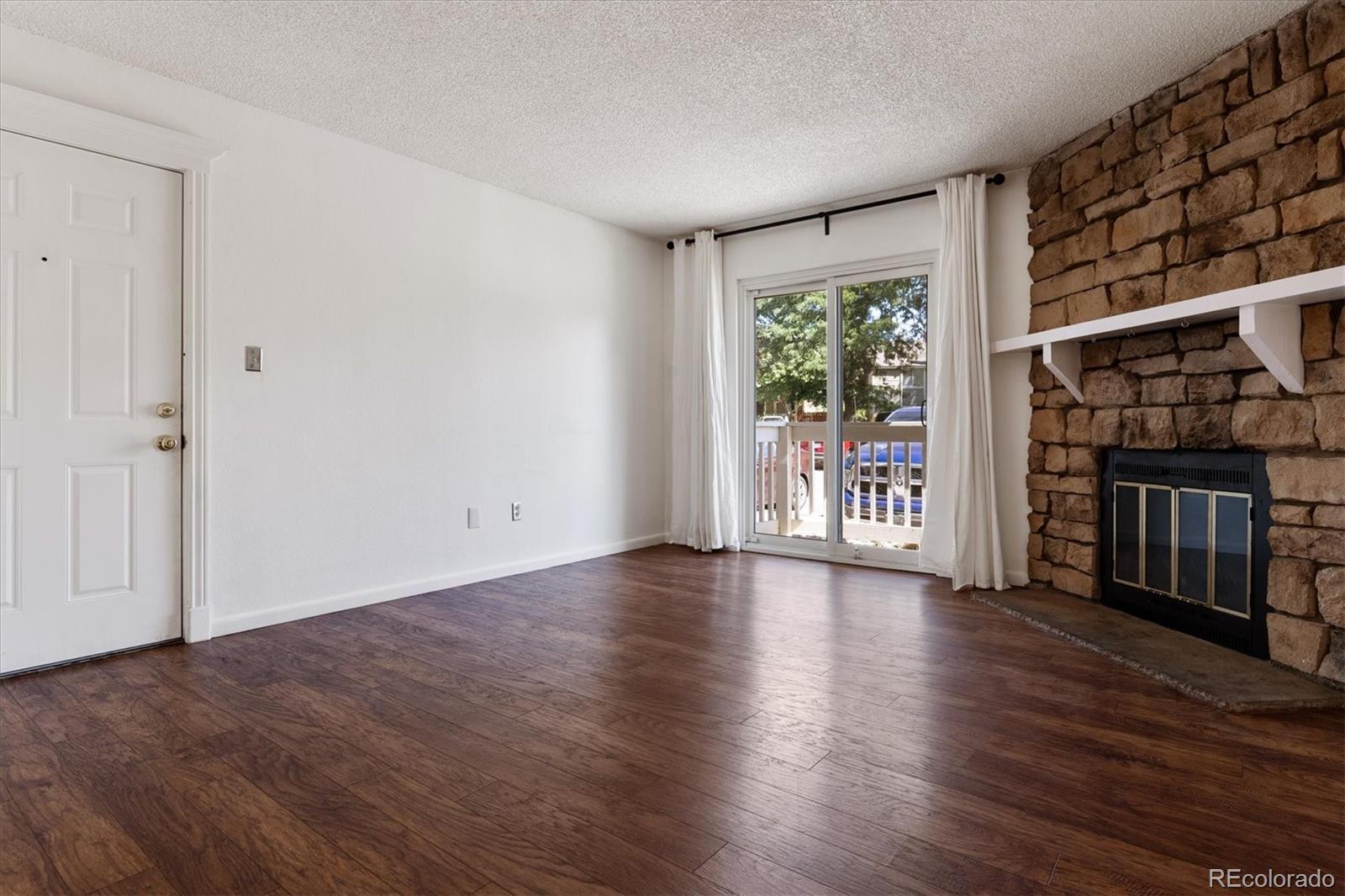 MLS Image #4 for 4400 s quebec street,denver, Colorado