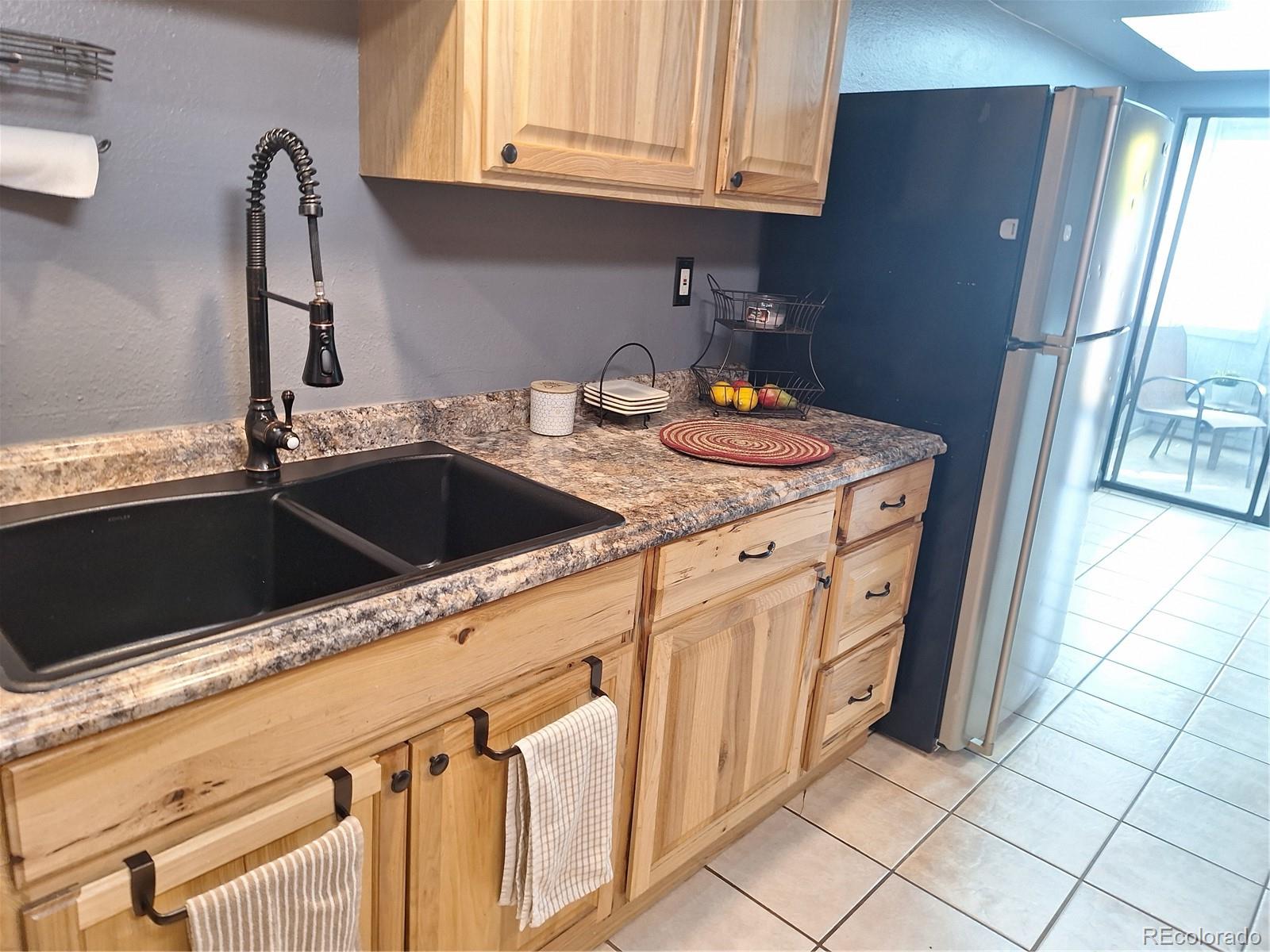MLS Image #12 for 3550 s harlan street,denver, Colorado