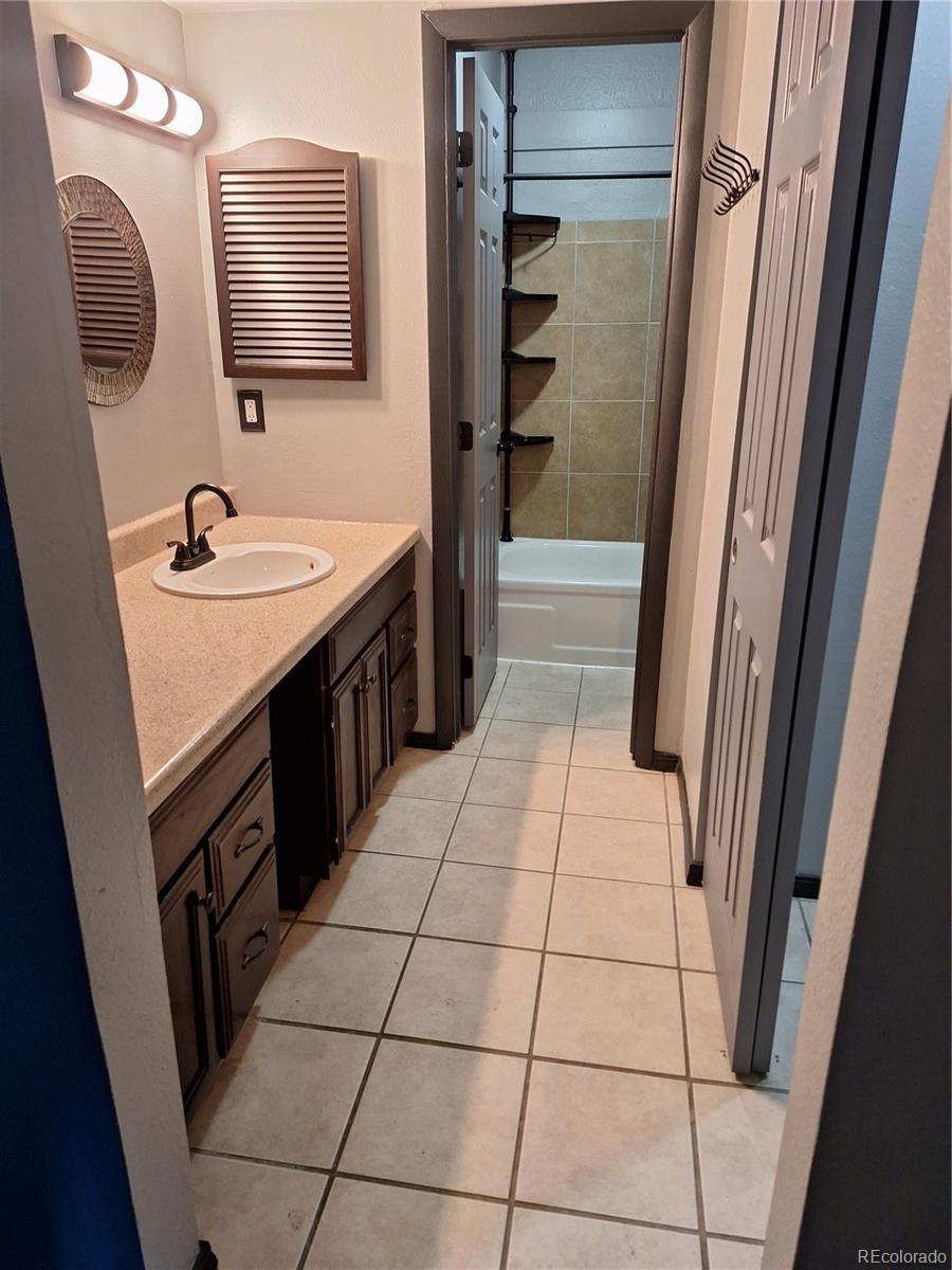 MLS Image #34 for 3550 s harlan street,denver, Colorado
