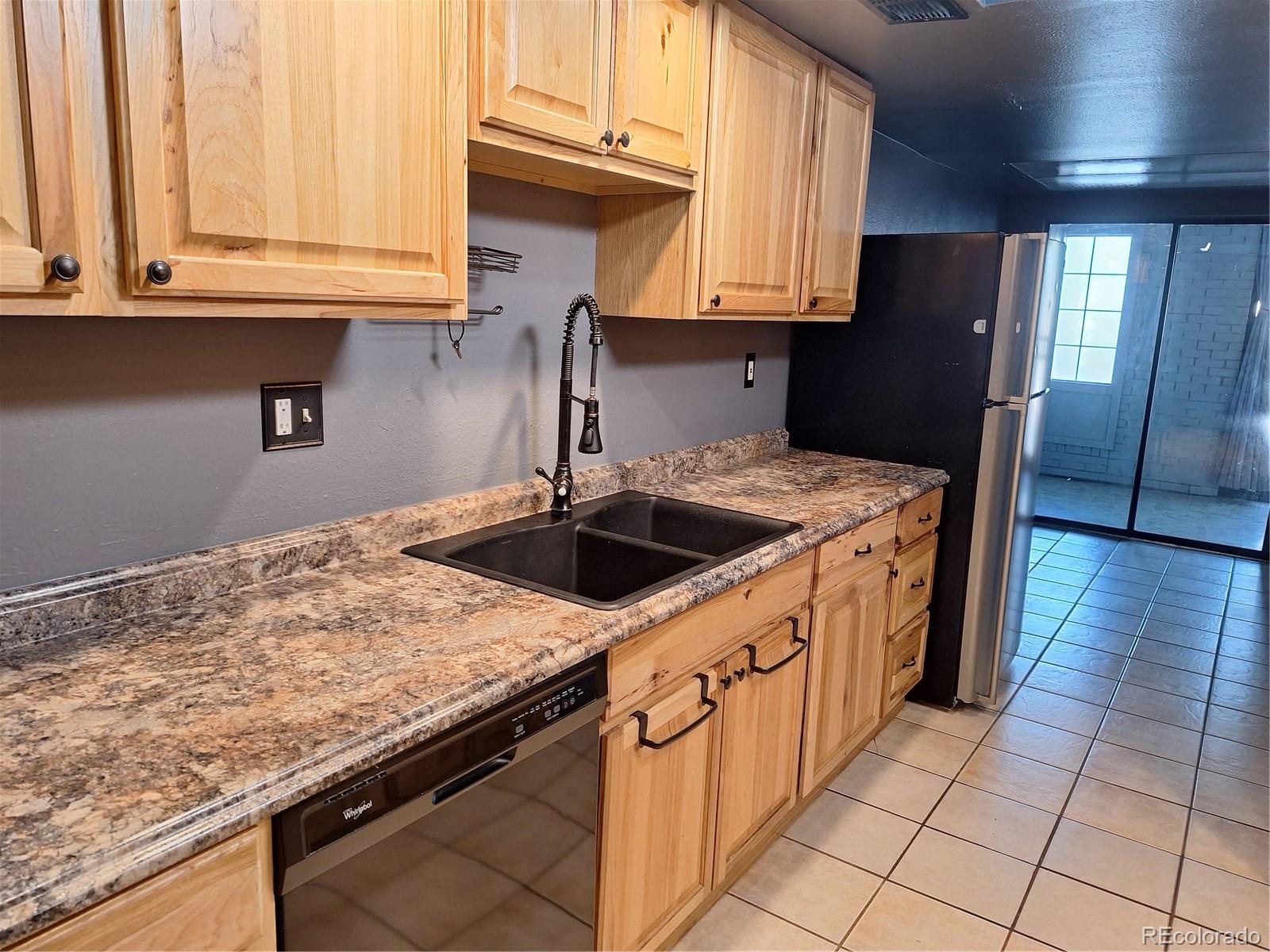 MLS Image #8 for 3550 s harlan street,denver, Colorado