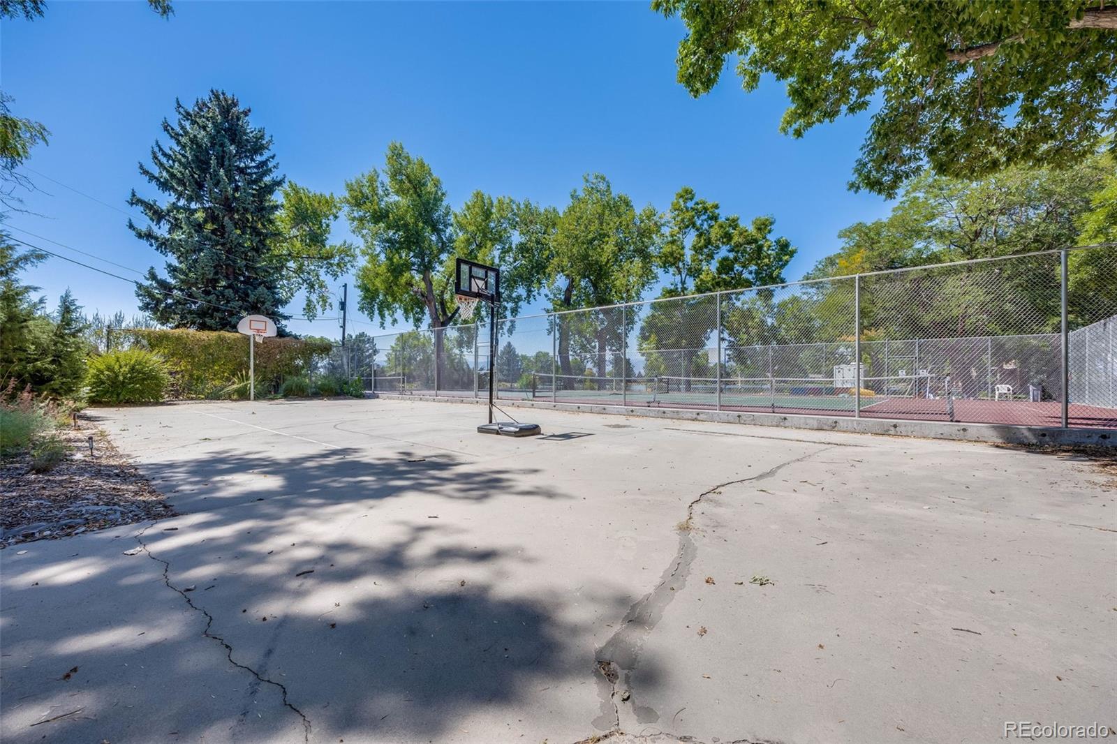 MLS Image #33 for 2685 s zurich court,denver, Colorado