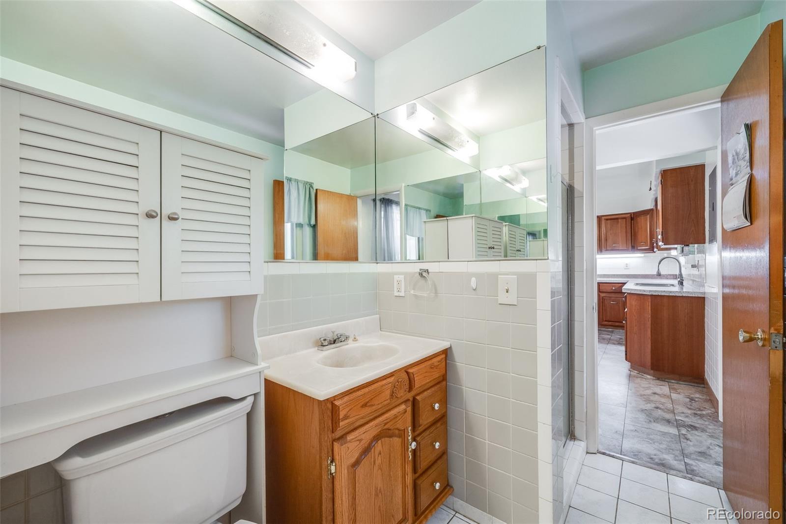 MLS Image #8 for 2685 s zurich court,denver, Colorado