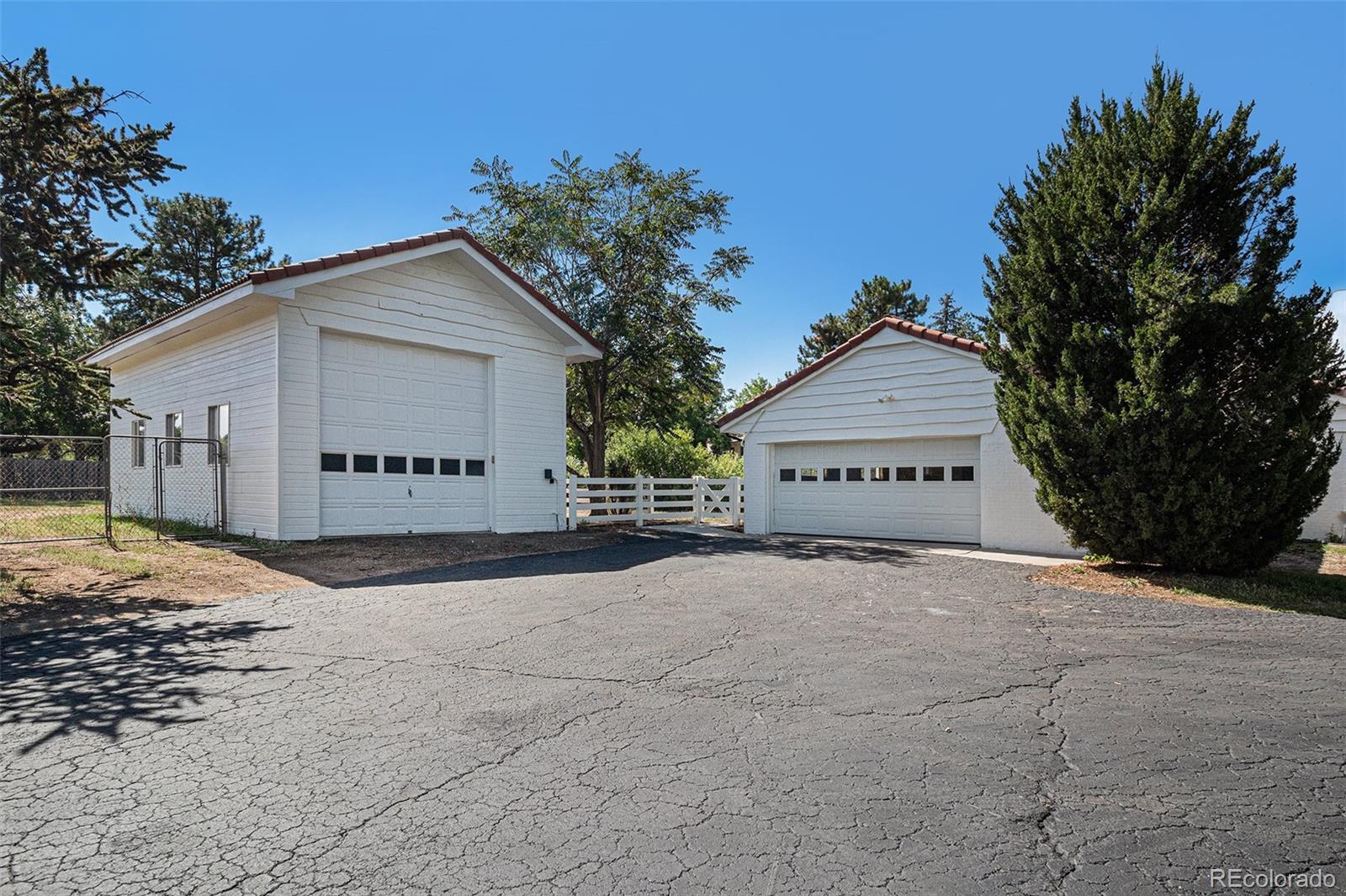 MLS Image #14 for 2  middle road,englewood, Colorado