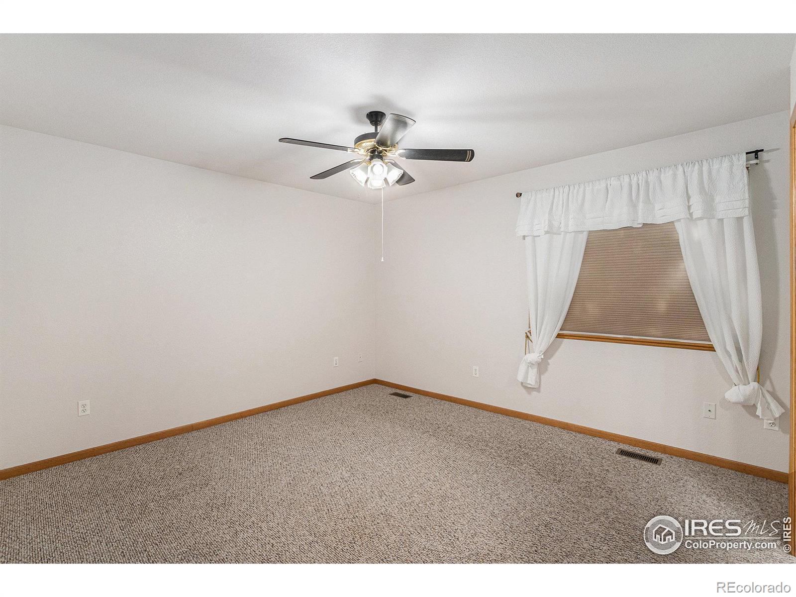 MLS Image #11 for 212  victoria street,berthoud, Colorado