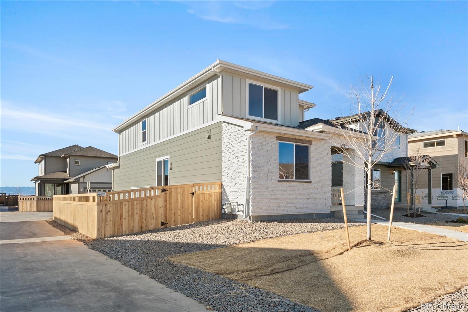 MLS Image #5 for 5929 n liverpool street,aurora, Colorado