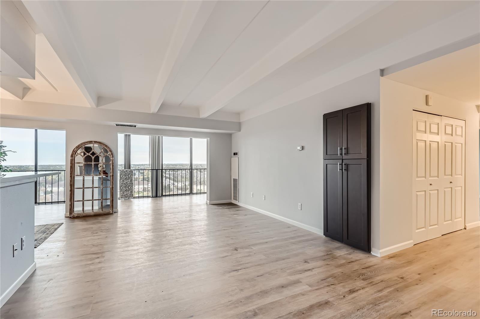 MLS Image #7 for 7877 e mississippi avenue,denver, Colorado