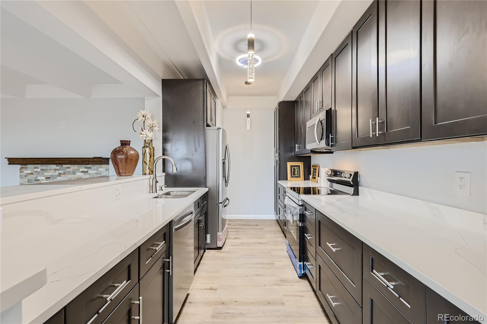MLS Image #9 for 7877 e mississippi avenue,denver, Colorado