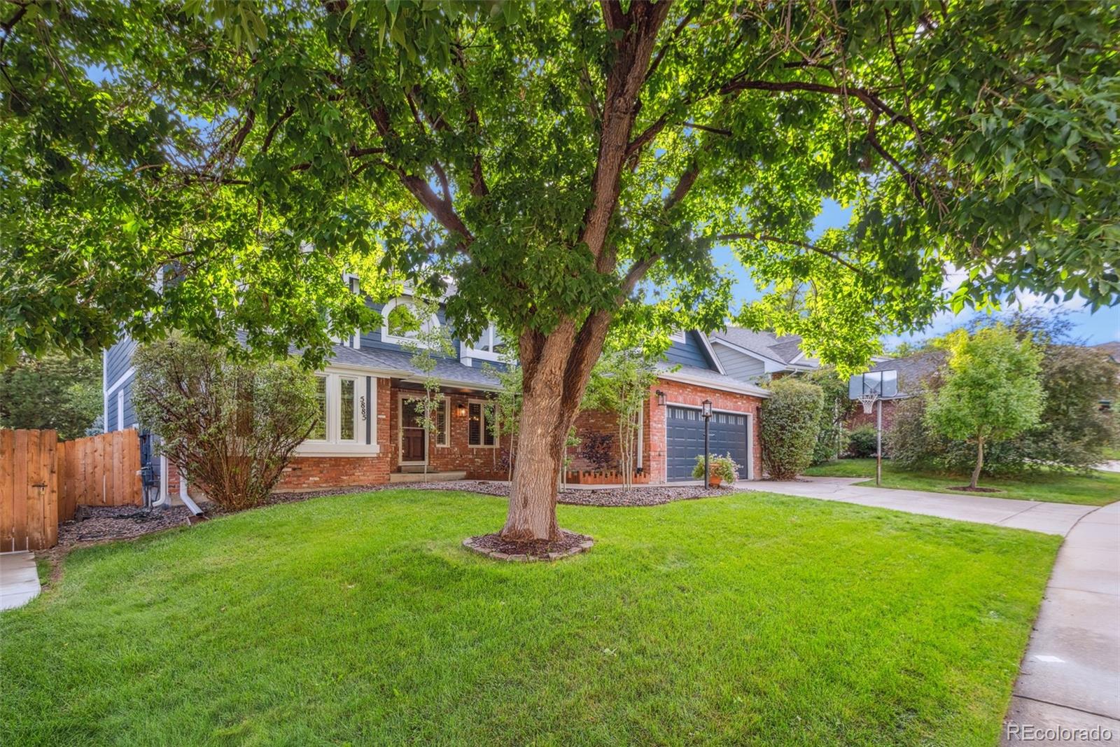 MLS Image #2 for 5885 s danube circle,aurora, Colorado