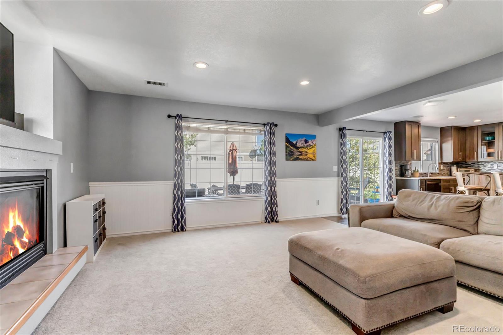 MLS Image #16 for 21647 e 53rd place,denver, Colorado