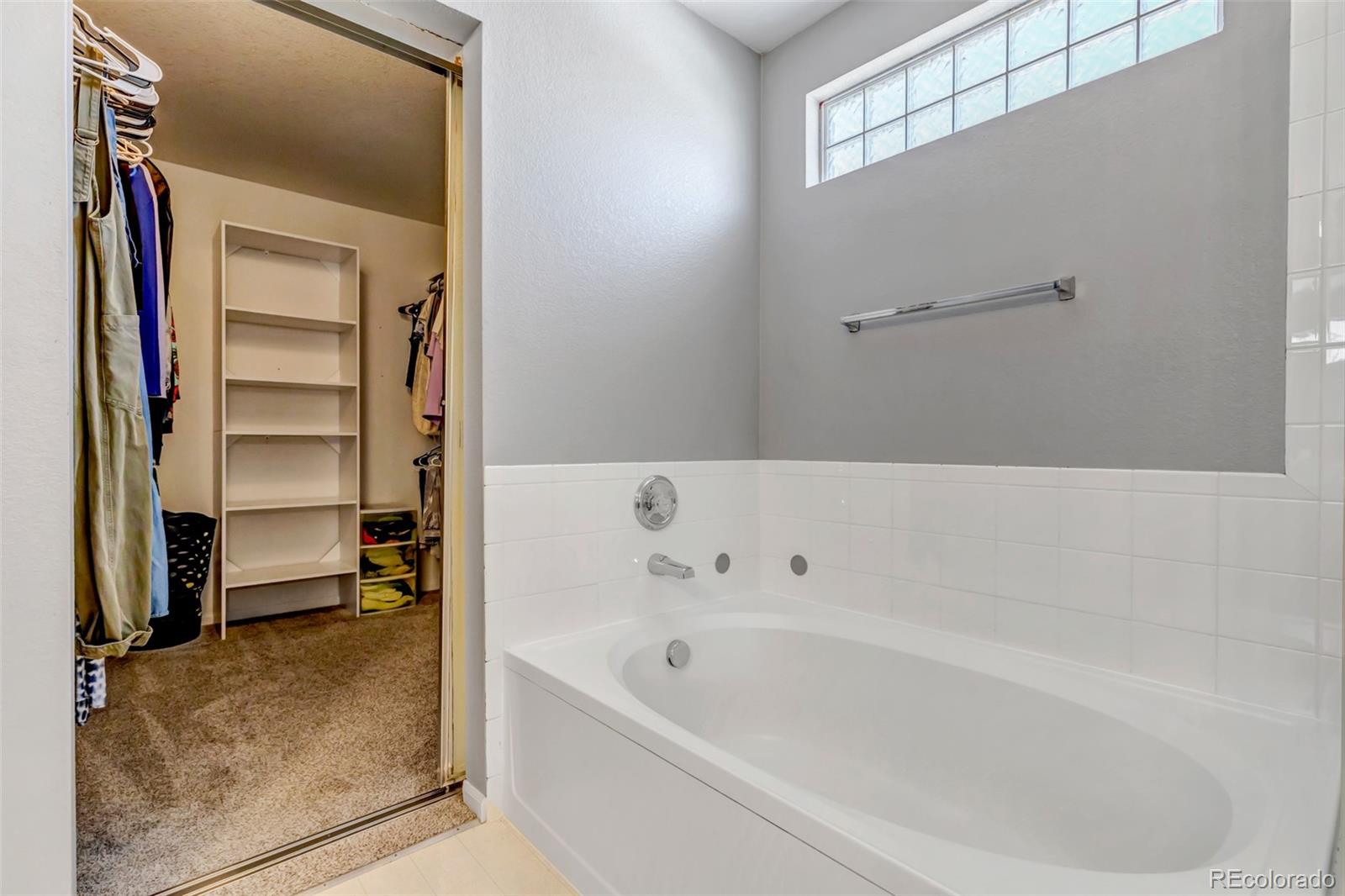 MLS Image #30 for 21647 e 53rd place,denver, Colorado